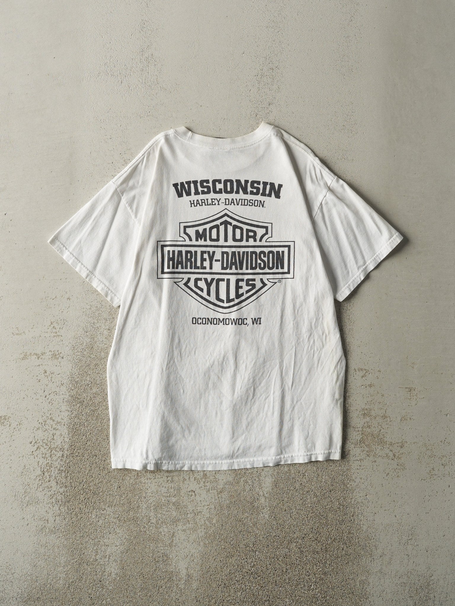 16' White Oconomowoc WI Harley Davidson Tee (M) - Image 2