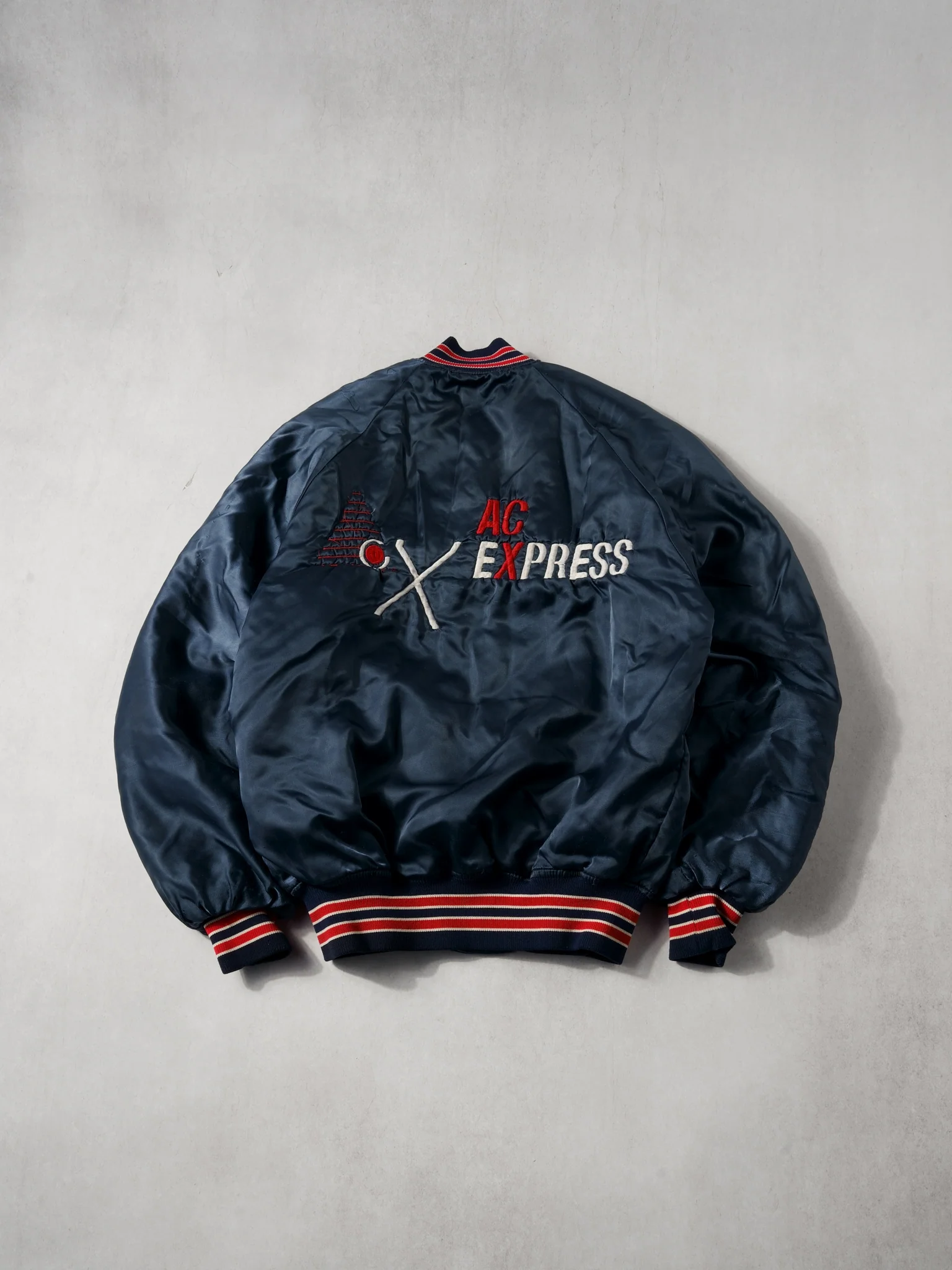 Vintabe 90s Navy Blue and Red AC Express Bomber Jacket (L) - Image 4