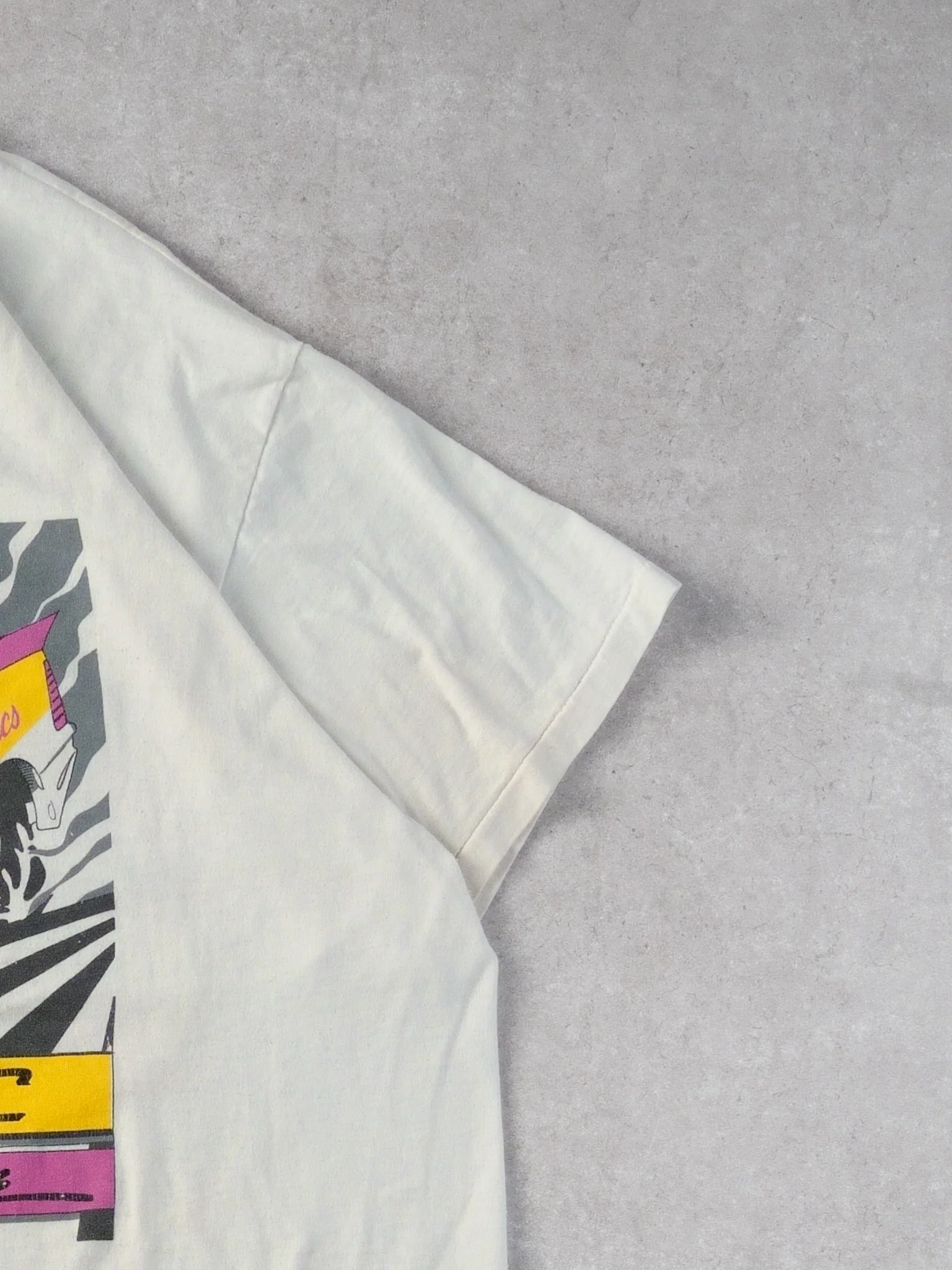Vintag 90s White Mad Mechanics Drag Racing Graphic Tee (L) - Image 3
