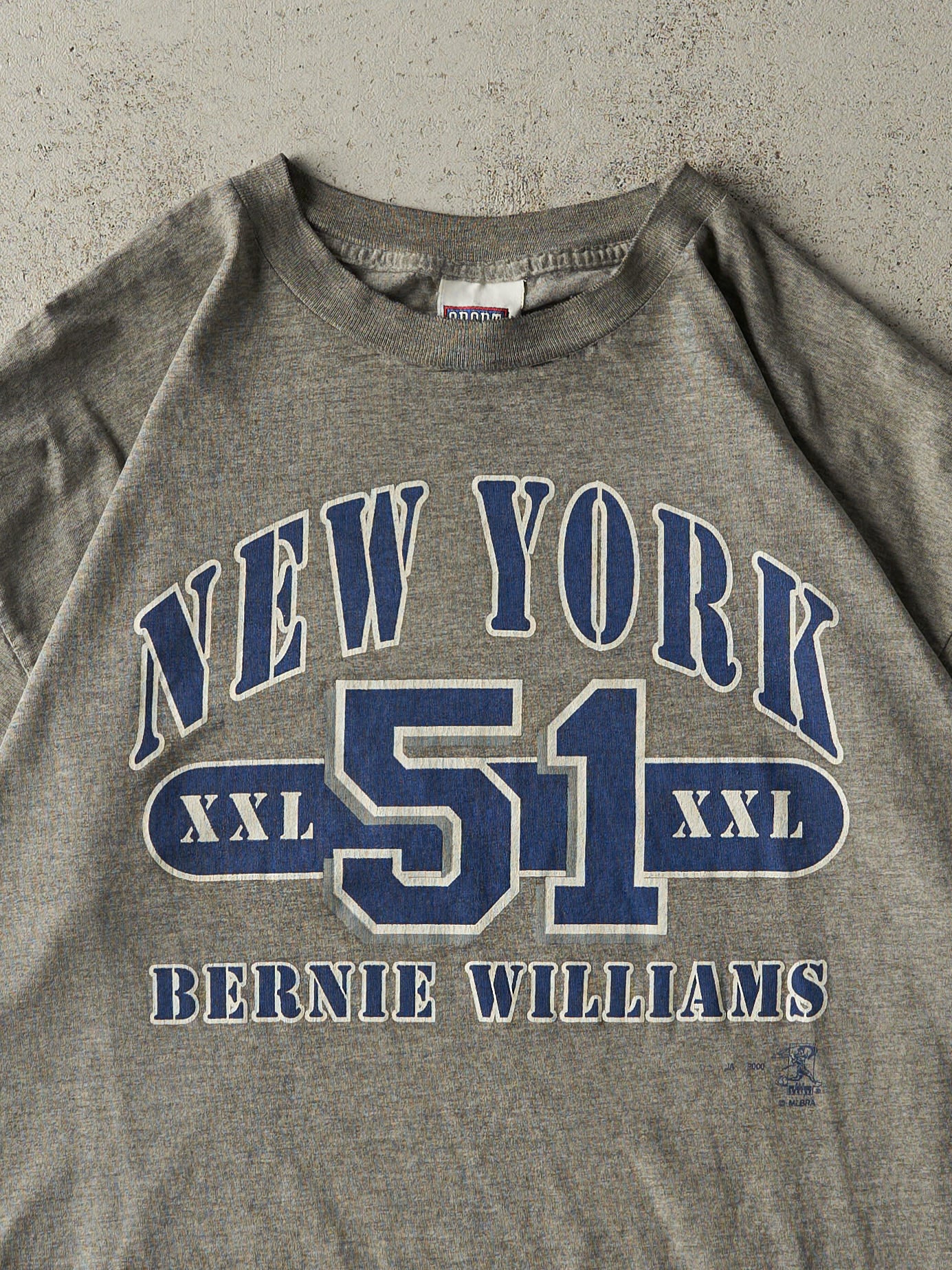 Vintage 00' Grey New York Yankees #51 Bernie Williams Tee (L/XL) - Image 4