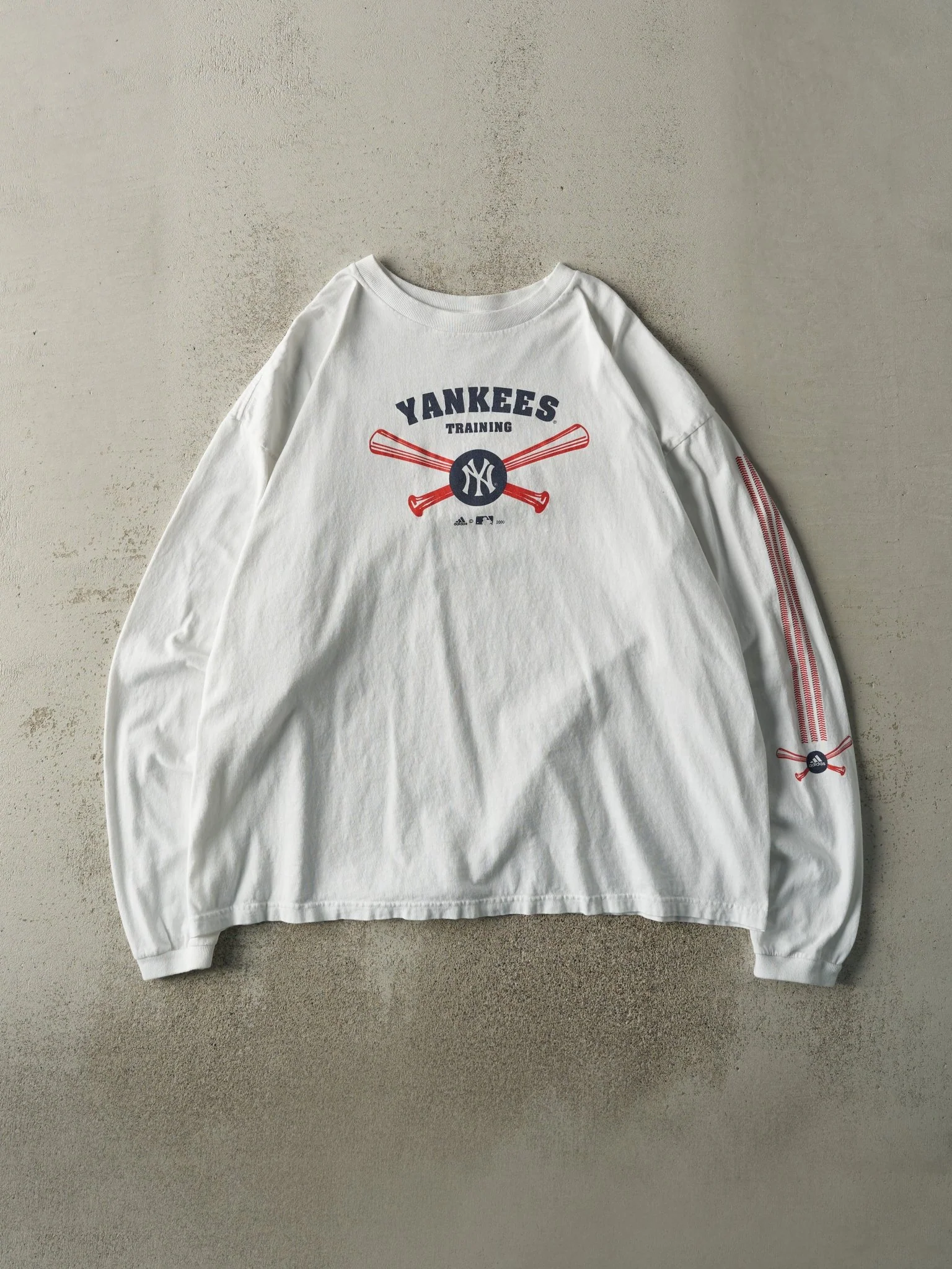 Vintage 00' White New York Yankees Training Boxy Long Sleeve (XL)