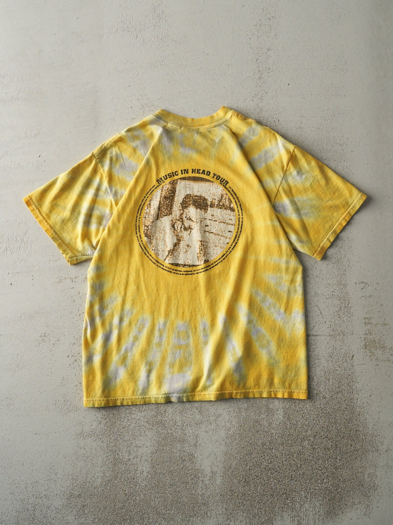 Vintage 00' Yellow Neil Young Music in Head Tour Tee (M) - Image 2