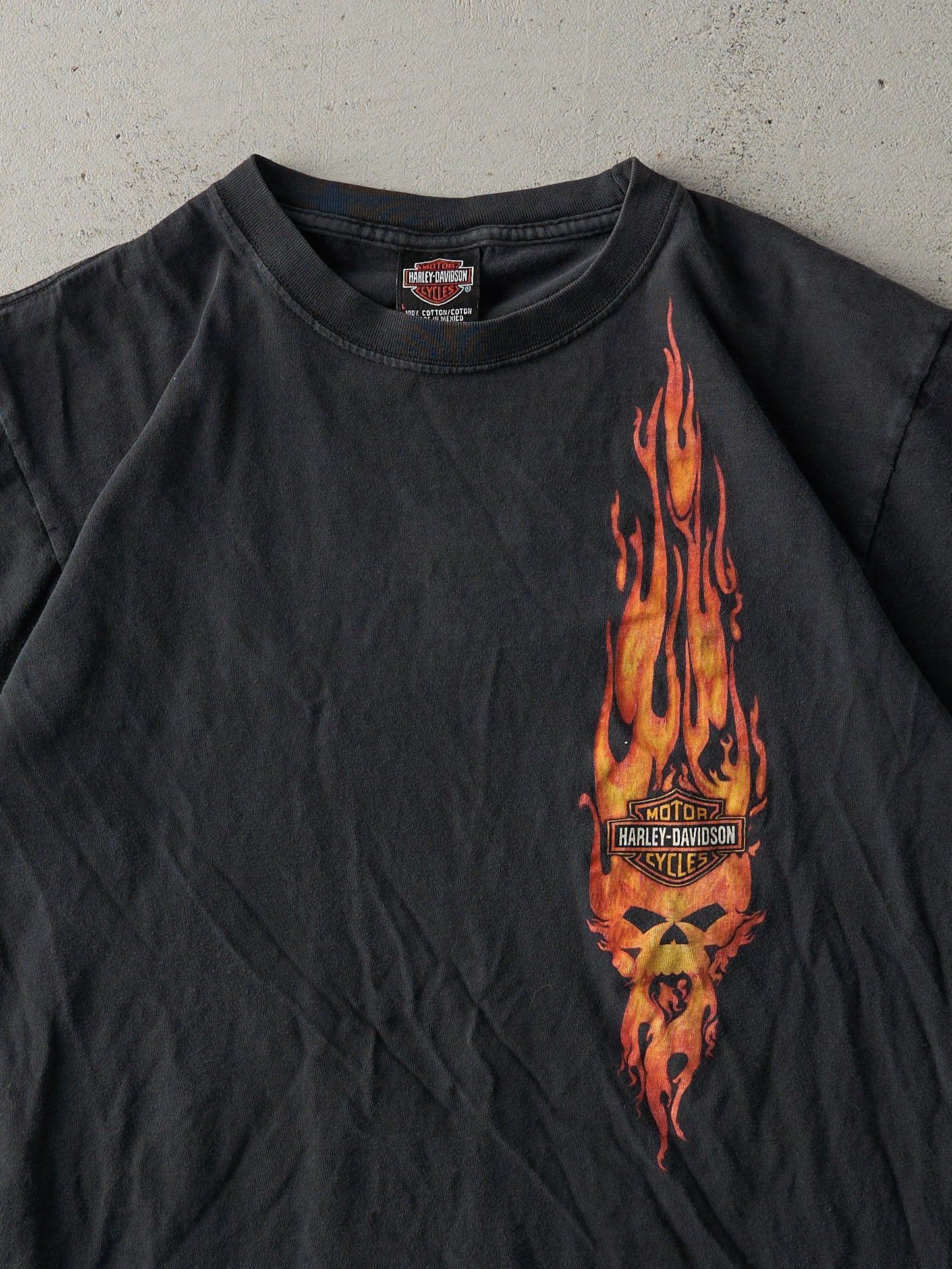 Vintage 01' Black Beartooth, Red Lodge MT Harley Davidson Tee (M) - Image 3