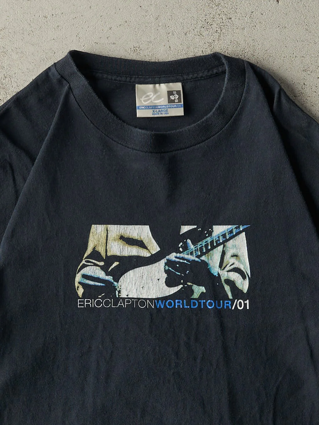 Vintage 01' Black Eric Clapton World Tour Single Stitch Tee (L/XL) - Image 2