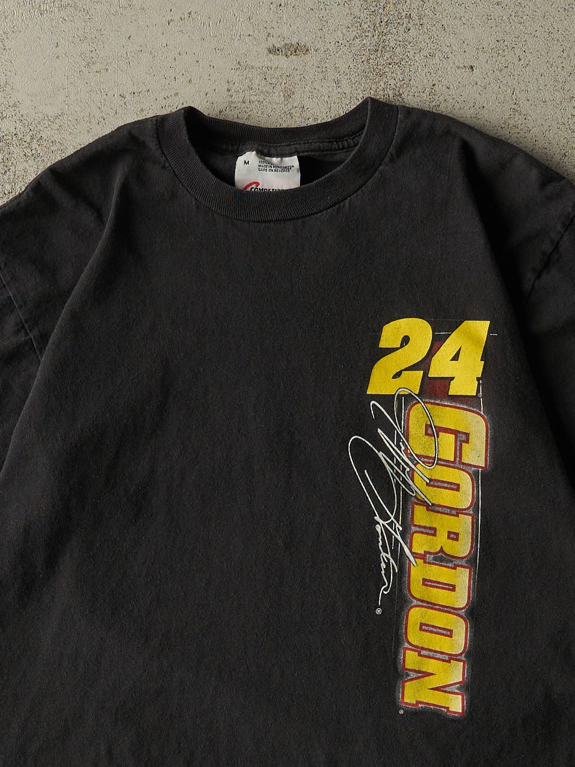 Vintage 02' Black Jeff Gordon Nascar Tee (M) - Image 3