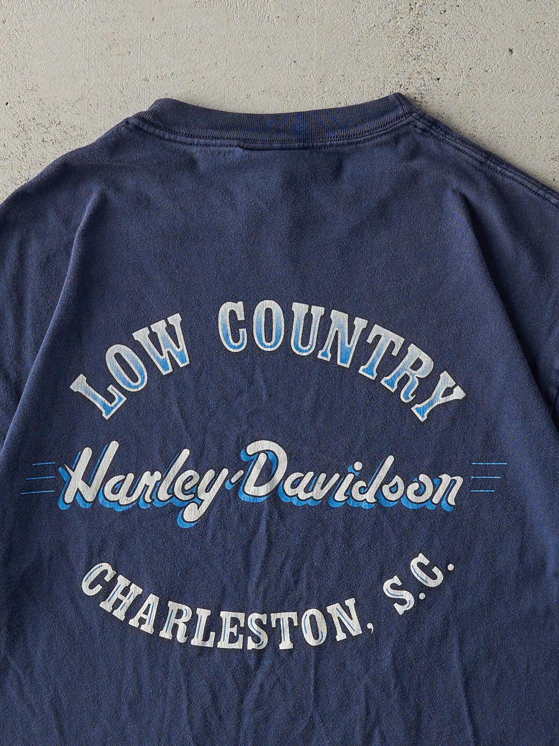 Vintage 02' Navy Blue Charleston, SC Harley Davidson Tee (M) - Image 4