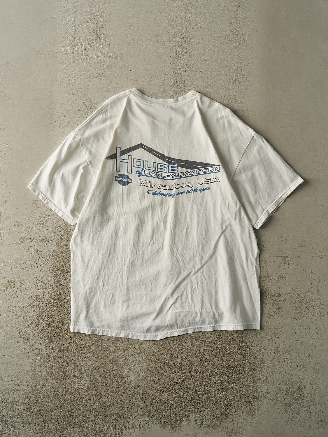 Vintage 02' White Milwaukee USA Harley Davidson Tee (XL) - Image 2
