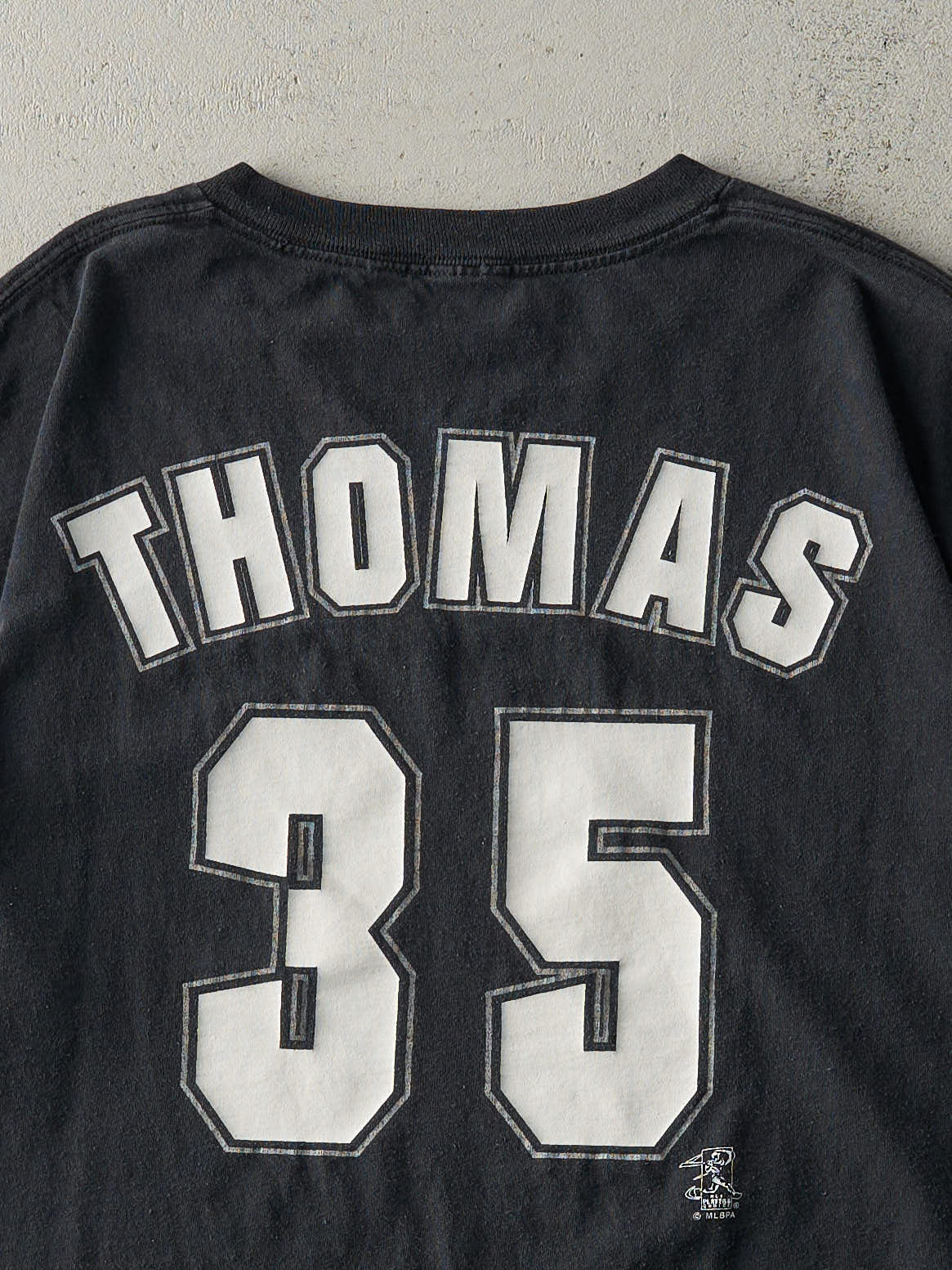Vintage 04' Black Chicago White Sox Frank Thomas #35 Tee (L) - Image 4