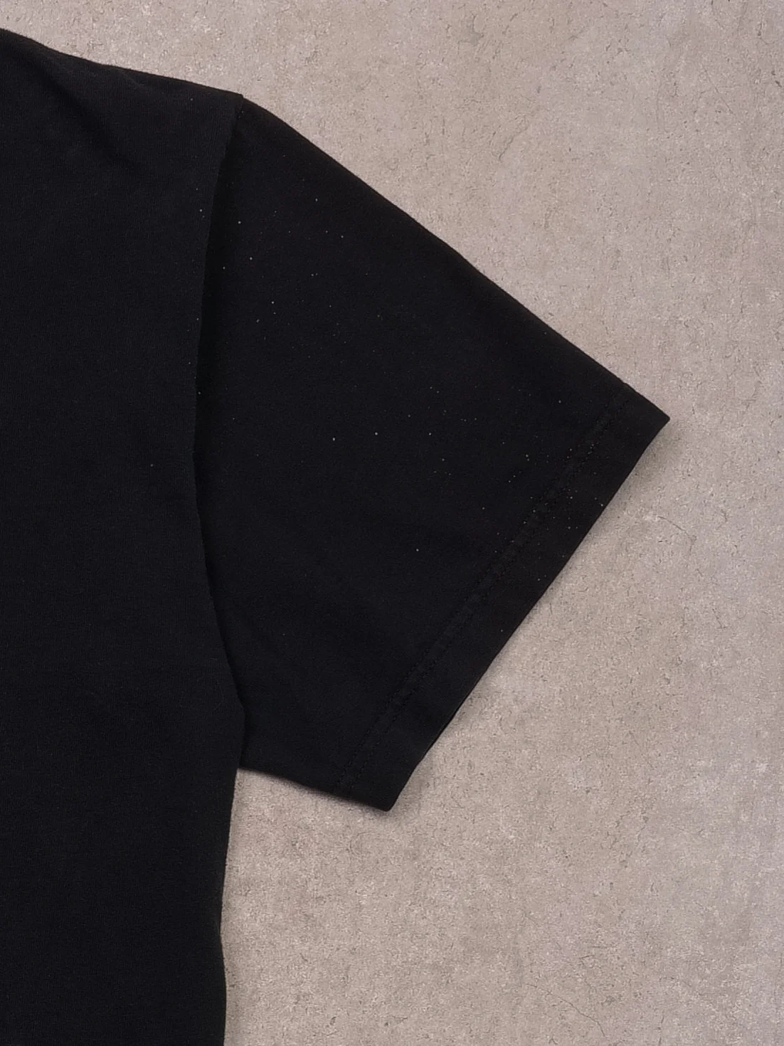Vintage 04' Black Harley Davidson "Vechicle Operations" Graphic Tee (M) - Image 3