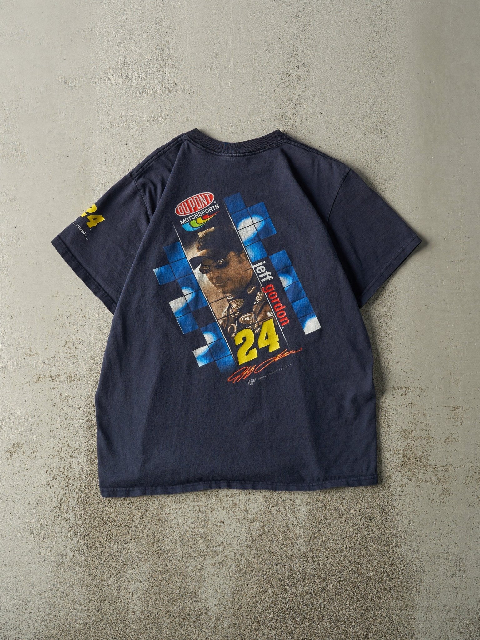 Vintage 04' Navy Blue Jeff Gordon Nascar Racing Tee (M) - Image 2