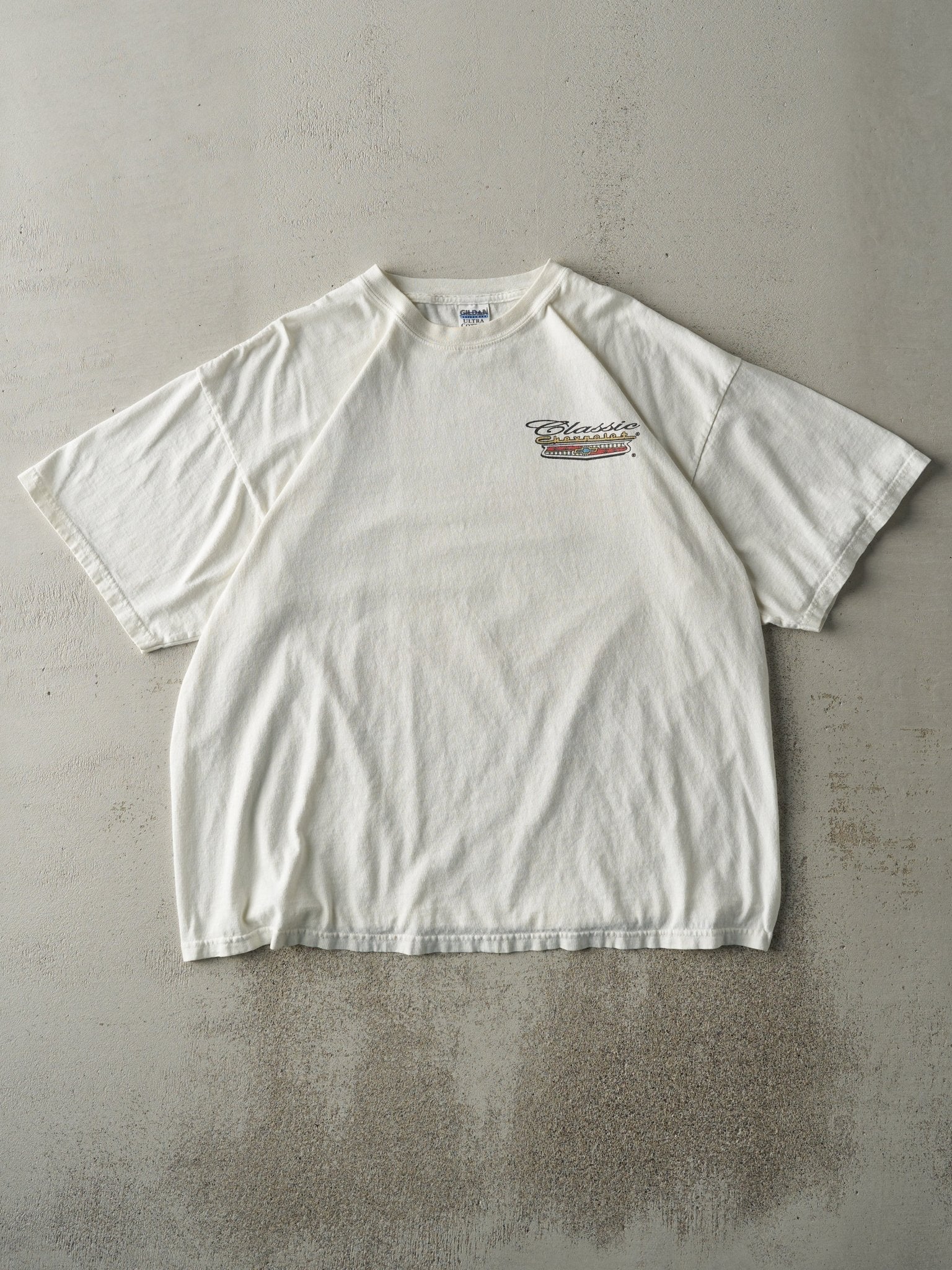Vintage 04' White Classic Chevrolet Tee (L/XL) - Image 2