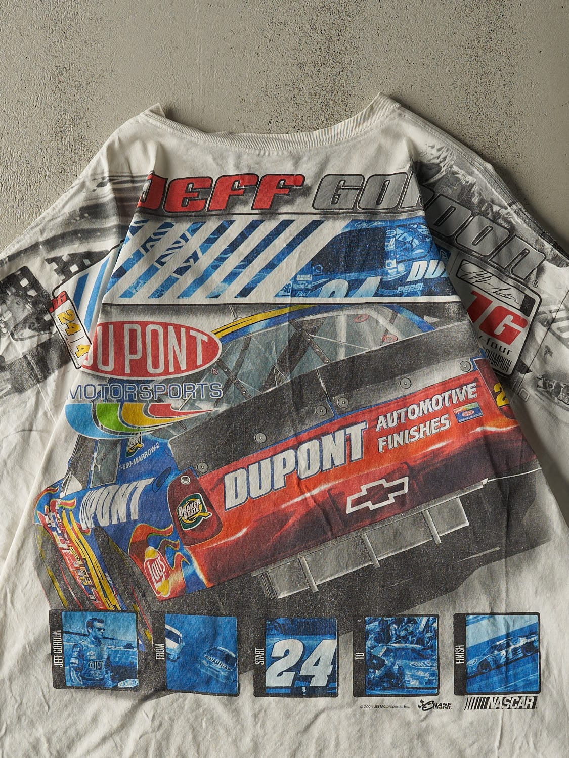 Vintage 04' White Jeff Gordon Nascar Racing Tee (XXL/XXXL) - Image 4
