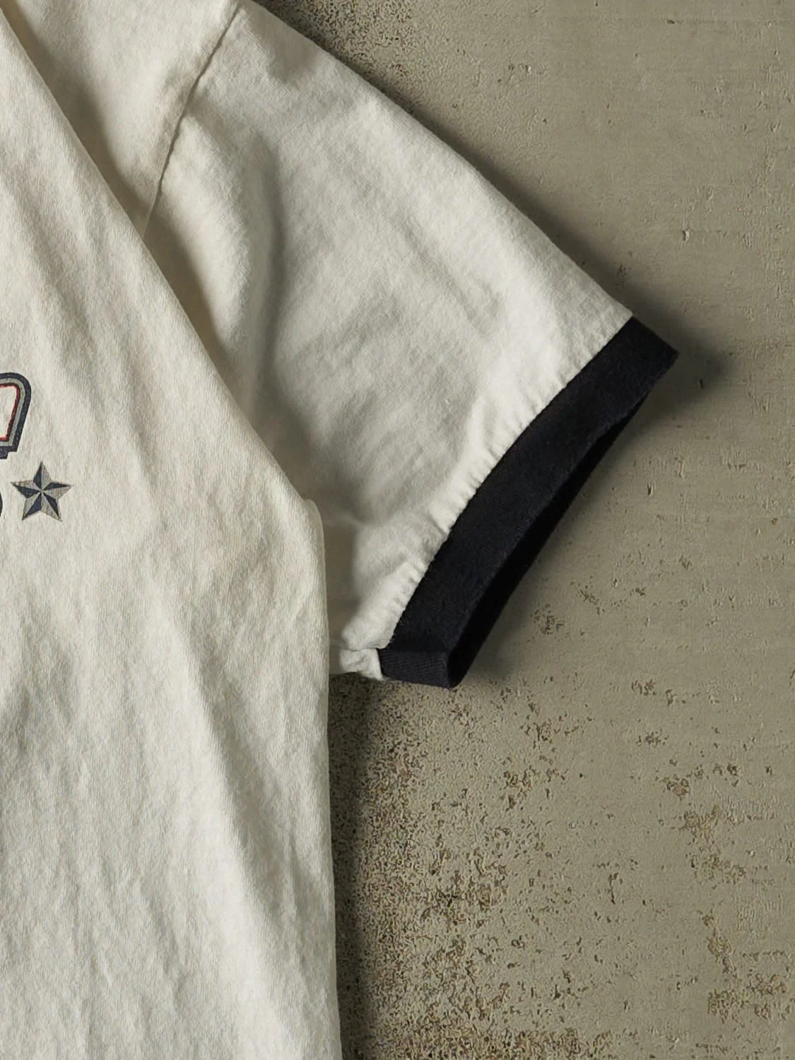 Vintage 04' White New England Patriots Super Bowl Champions Tee (M/L) - Image 4