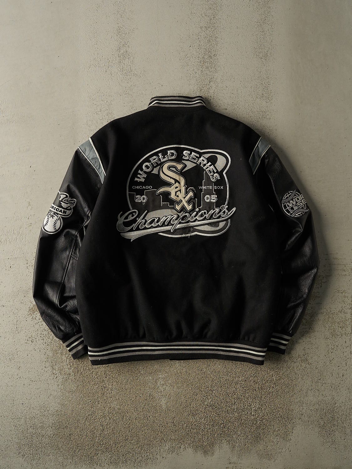 Vintage 05' Black Jeff Hamilton Chicago White Sox Road Series Champions Varsity Jacket (XXL) - Image 3