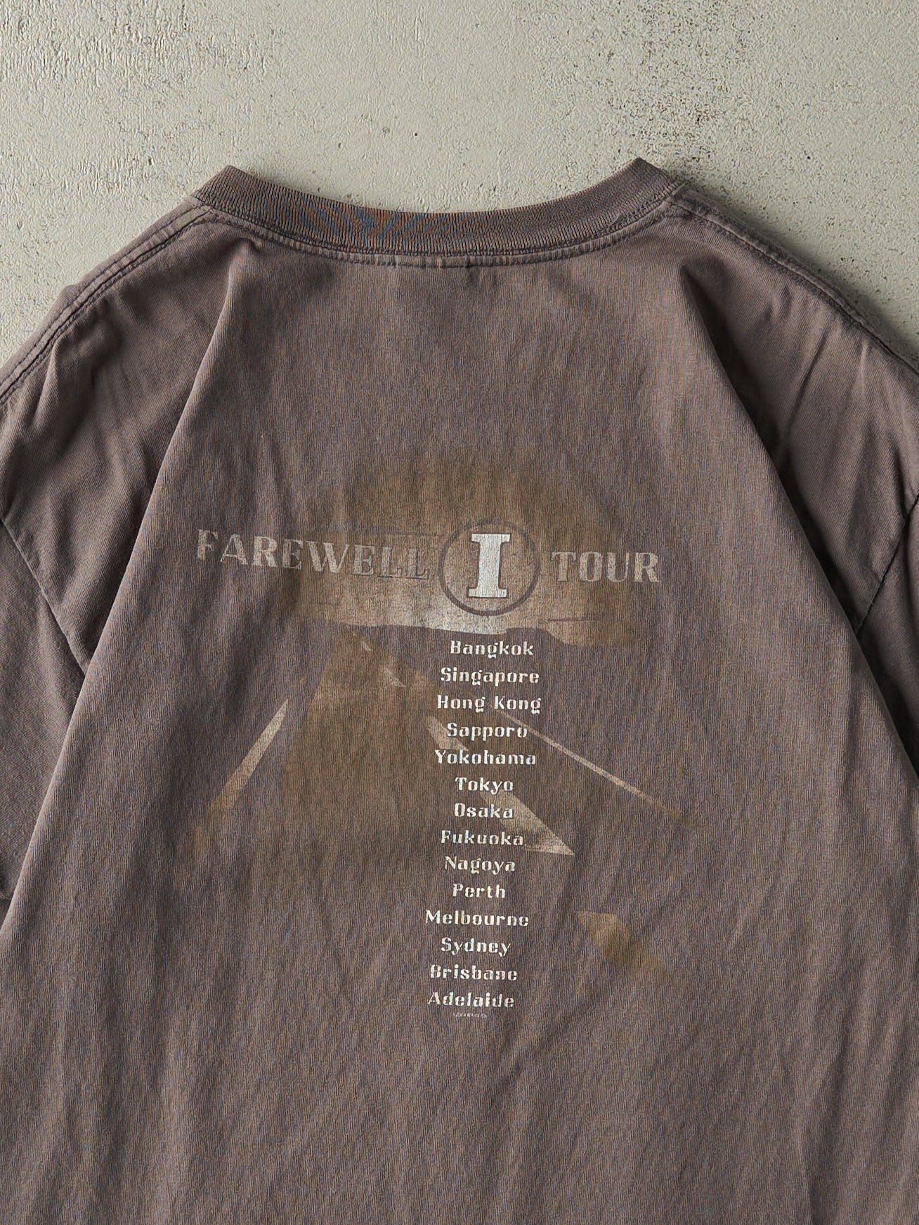 Vintage 05' Grey Eagles Farewell Tour Tee (M) - Image 4