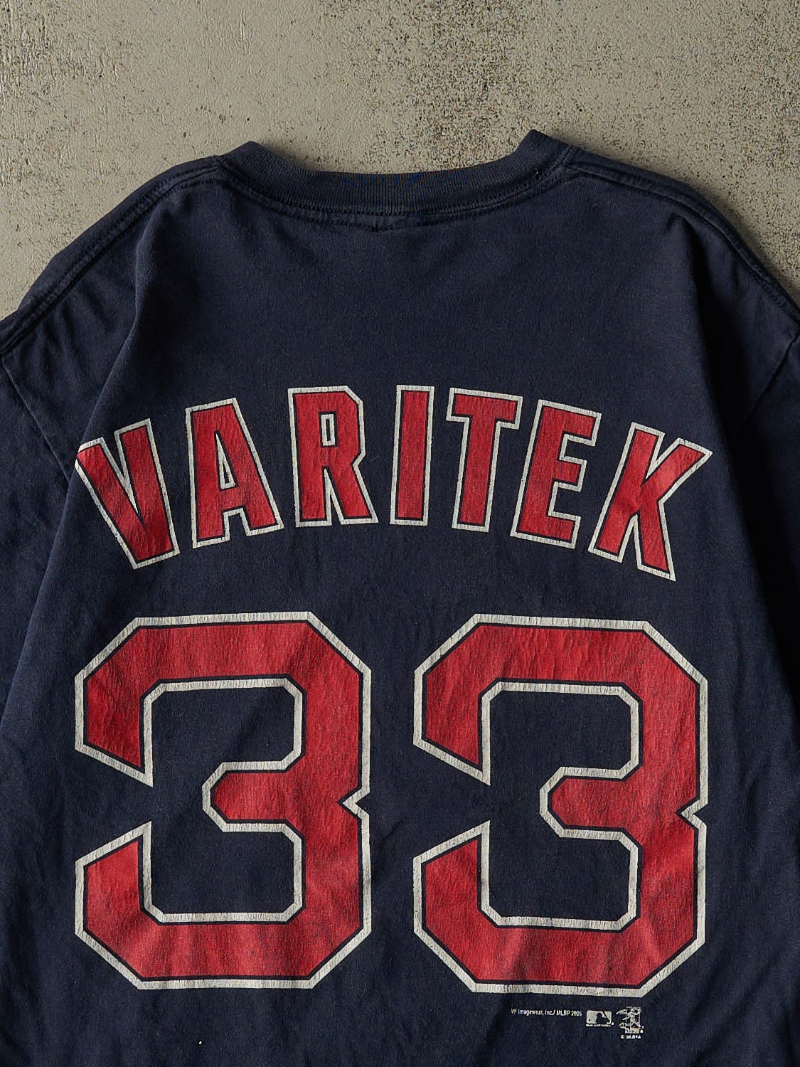 Vintage 06' Navy Blue Boston Red Sox #33 Jason Varitek Player Tee (S/M) - Image 4