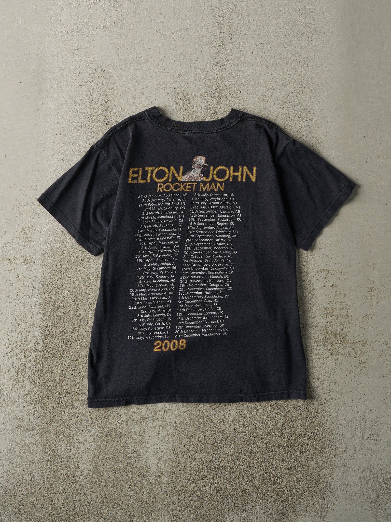 Vintage 07' Black Elton John Rocket Man Tour Tee (S) - Image 2