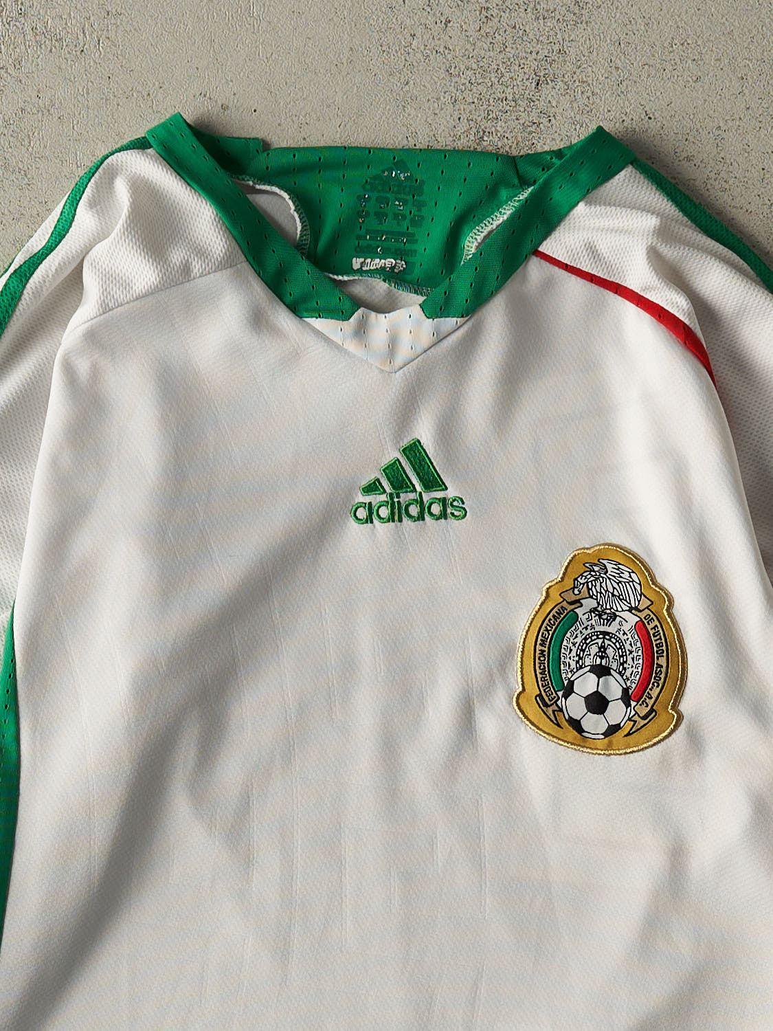 Vintage 07' White Adidas Mexico Soccer Jersey (M) - Image 2