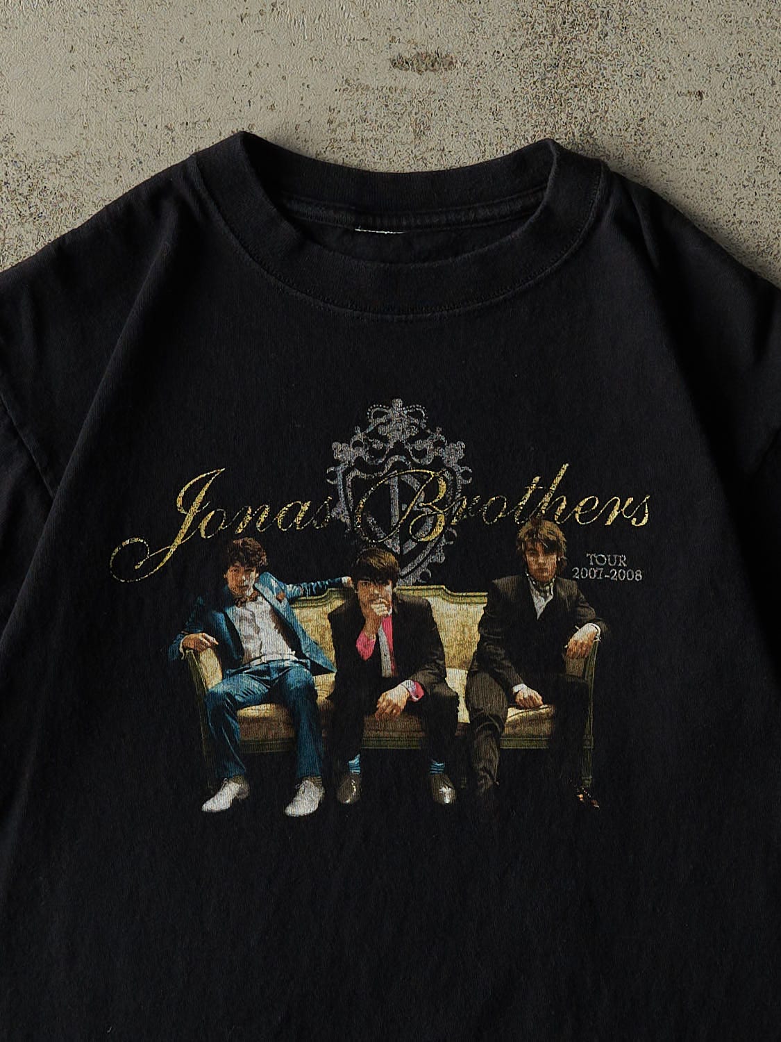 Vintage 08' Black Jonas Brothers Tour Tee (S) - Image 3