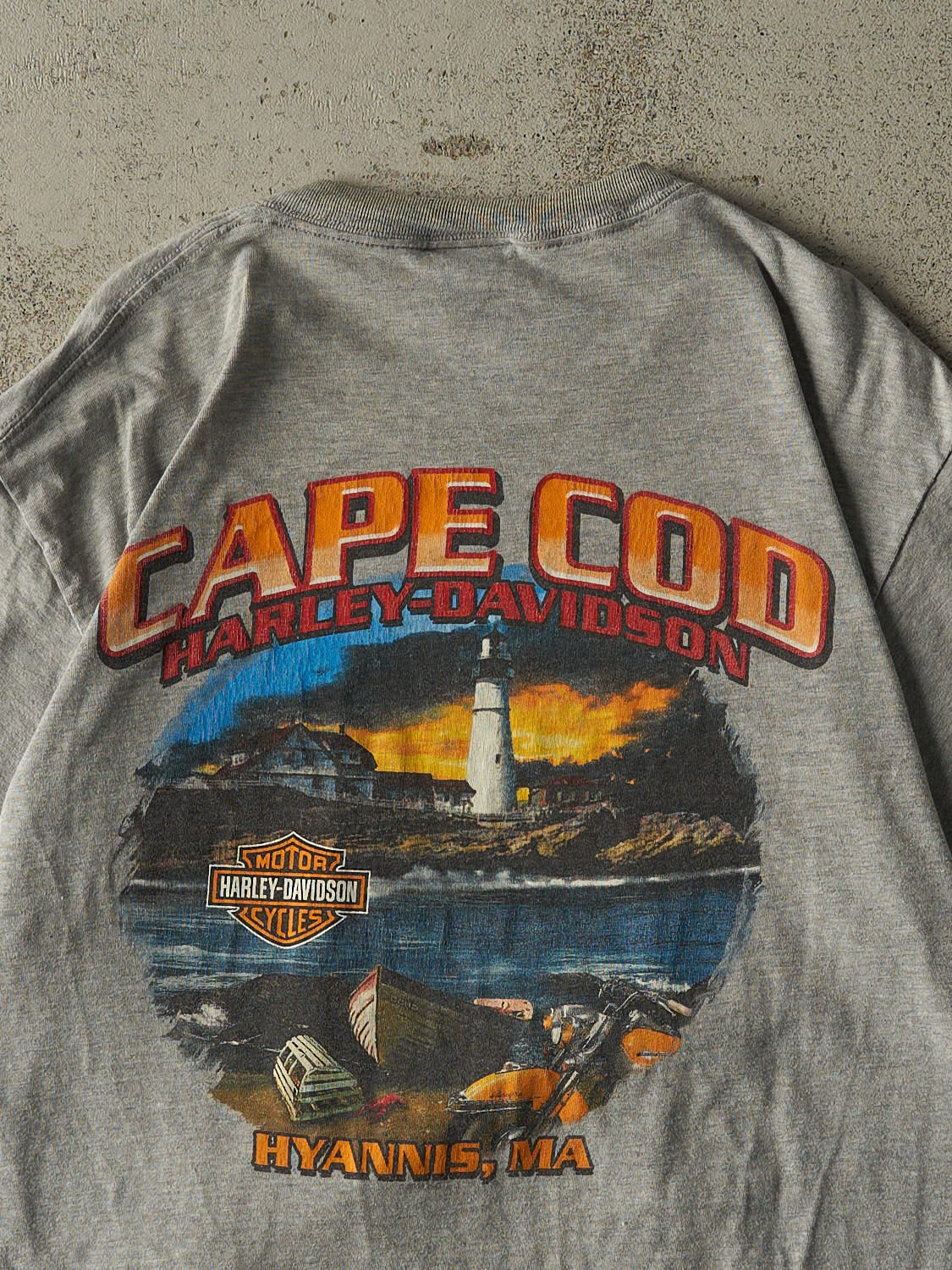 Vintage 08' Grey Harley Davidson Cape Cod Pocket Tee (L) - Image 4