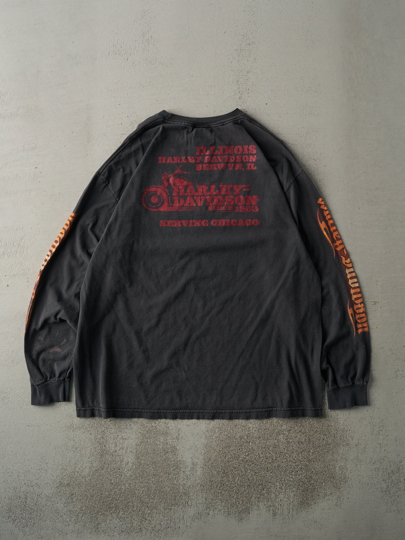 Vintage 09' Faded Black Berwyn Illinois Harley Davidson Long Sleeve (L) - Image 2