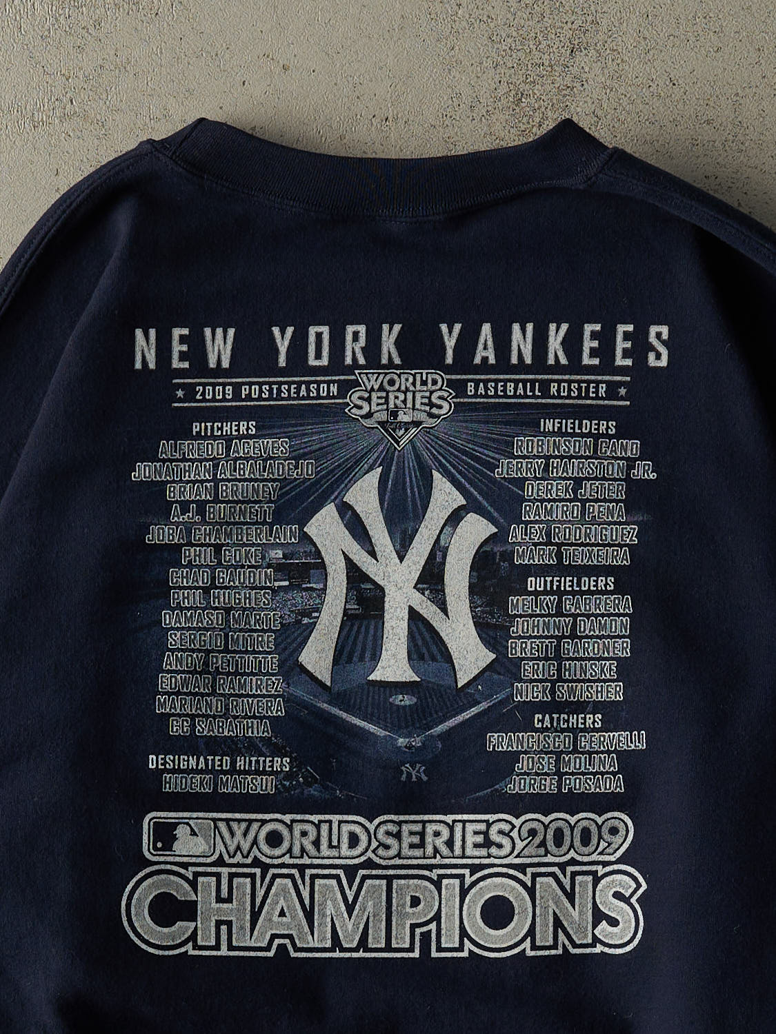 Vintage 09' Navy Blue New York Yankees World Series Champions Crewneck (L/XL) - Image 4