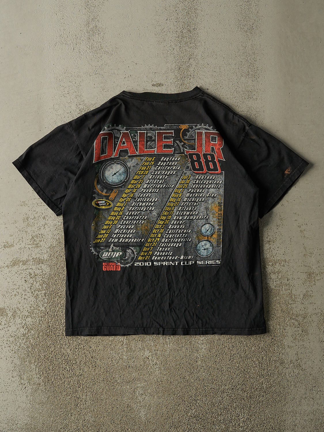 Vintage 10' Black Dale Earnhardt Jr Nascar Tee (M/L) - Image 2