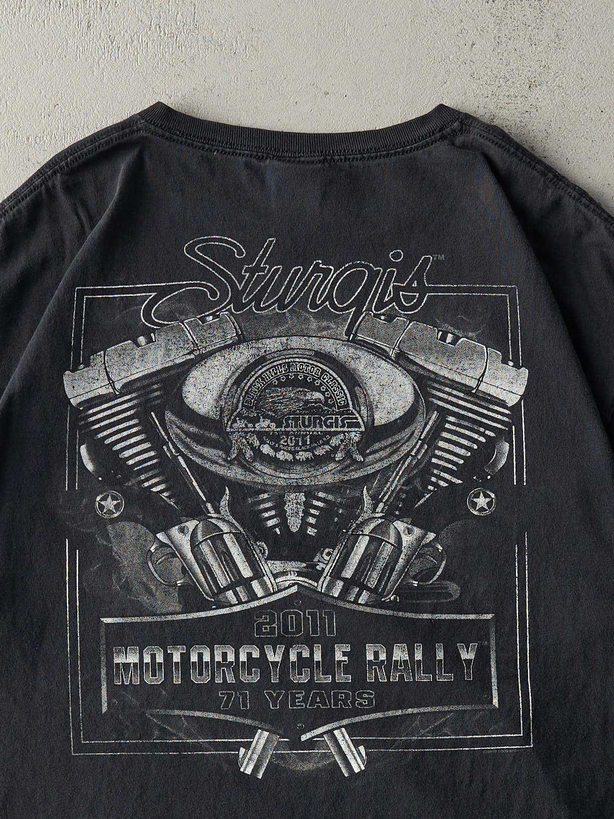 Vintage 11' Black Sturgis Motorcycle Rally Tee (L) - Image 4