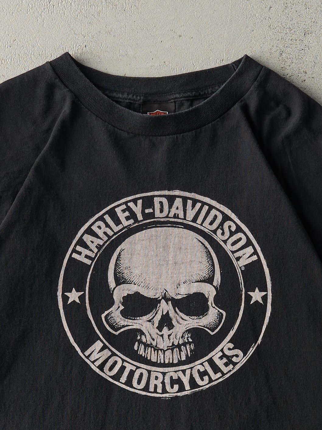 Vintage 14' Black Watertown South Dakota Harley Davidson Tee (L/XL) - Image 3