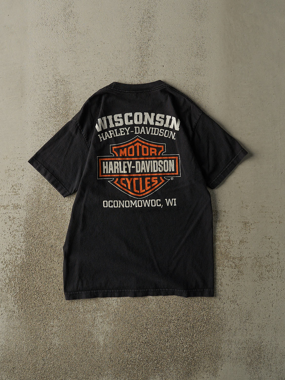 15' Black Harley Davidson Wisconsin Tee (S/M) - Image 2