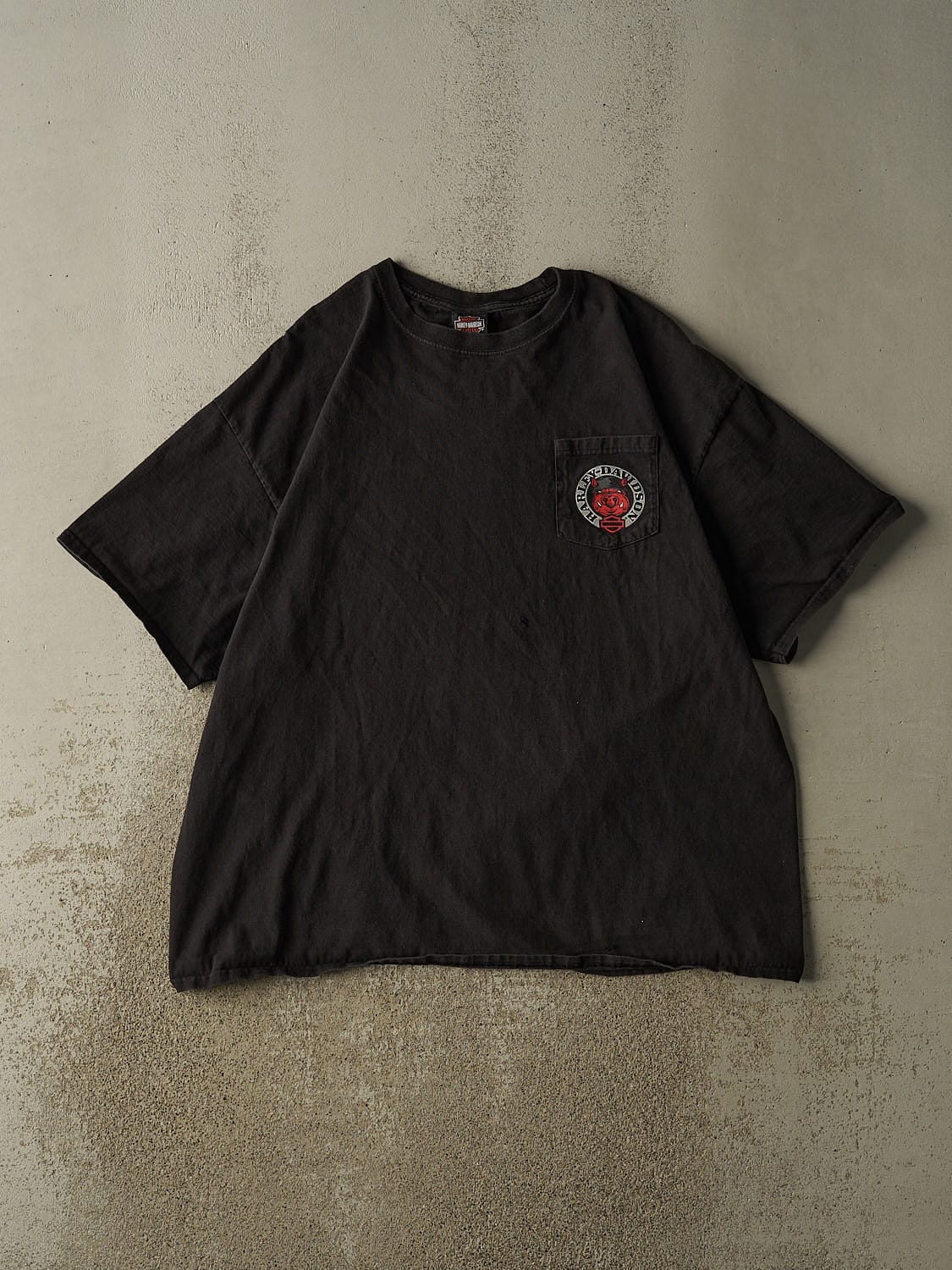 Vintage 16' Black Harley Davidson Fort Ann-Lake George NY Pocket Tee (XL/XXL)