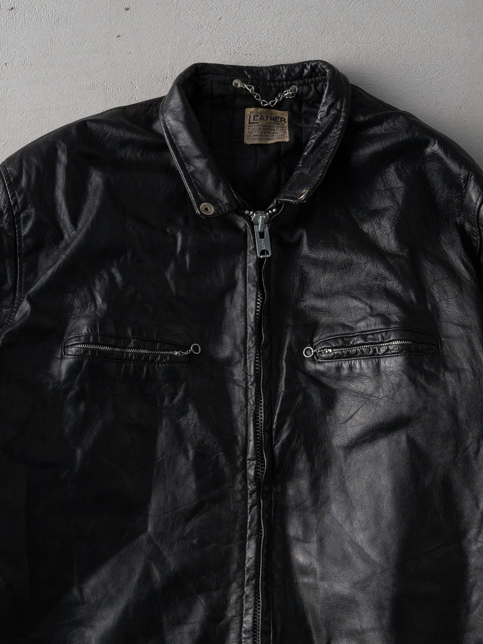 Vintage 1970s Black "Genuine Leather" Biker Jacket (M) - Image 2