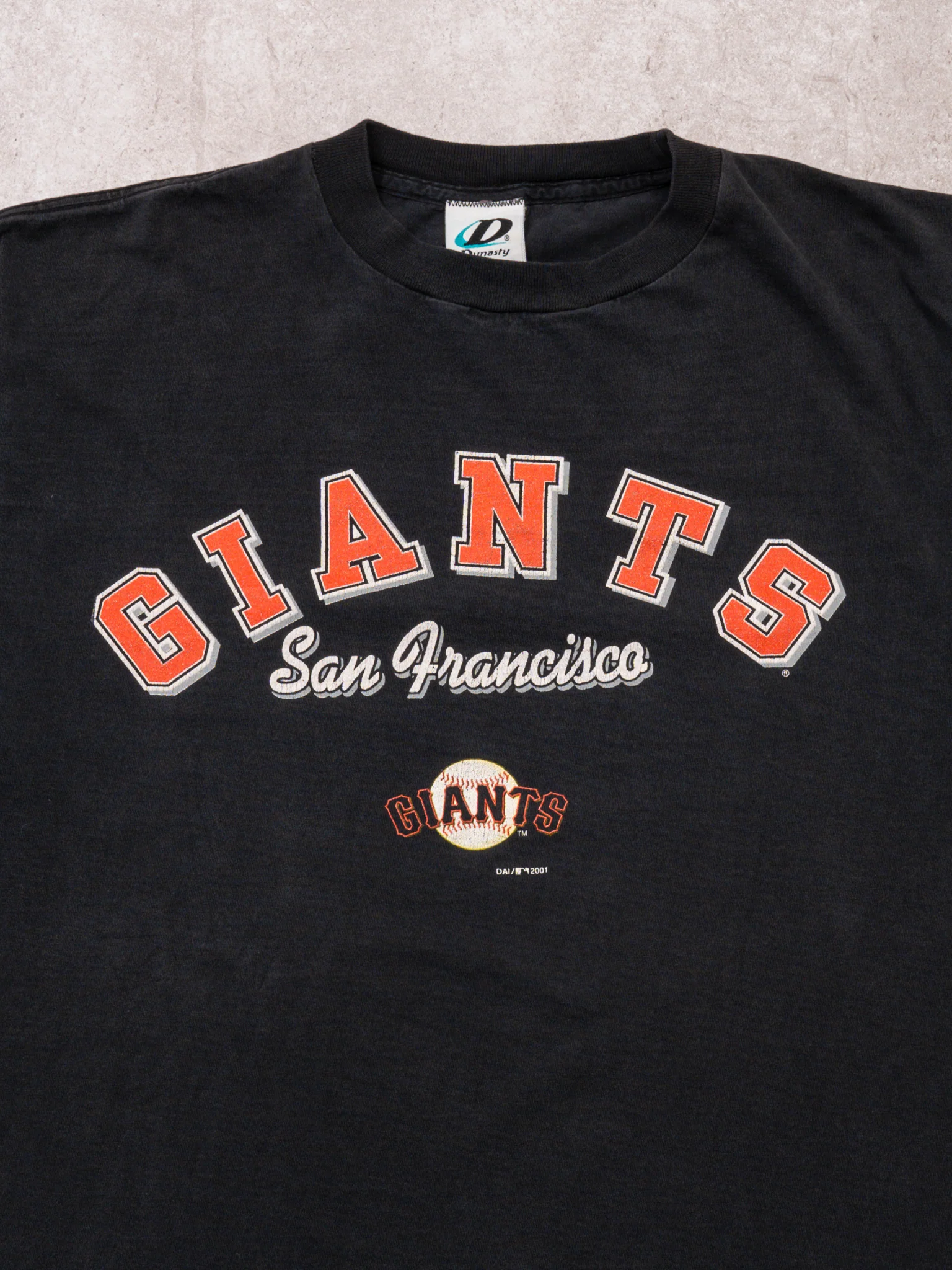 Vintage '01 Black San Francisco Giants Tee (L) - Image 2