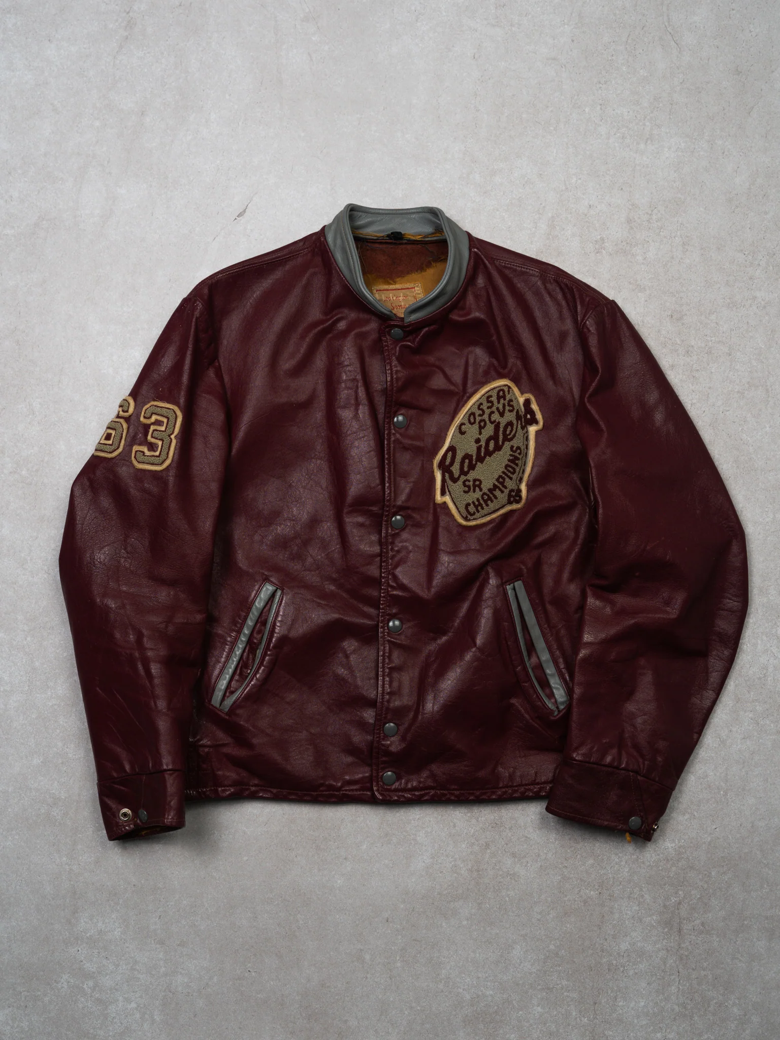 Vintage 1965 Maroon Cossa Raiders Champions Leather Jacket (M)