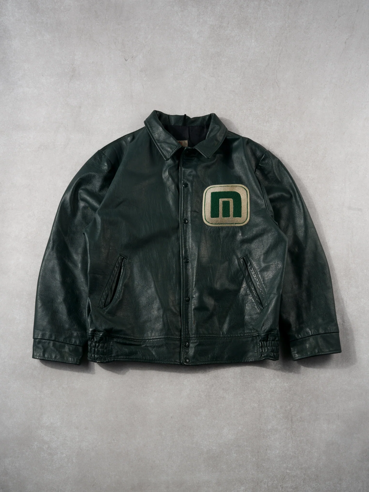 Vintage 70s Dark Green Patch Collared Leather Bomber (M/L)
