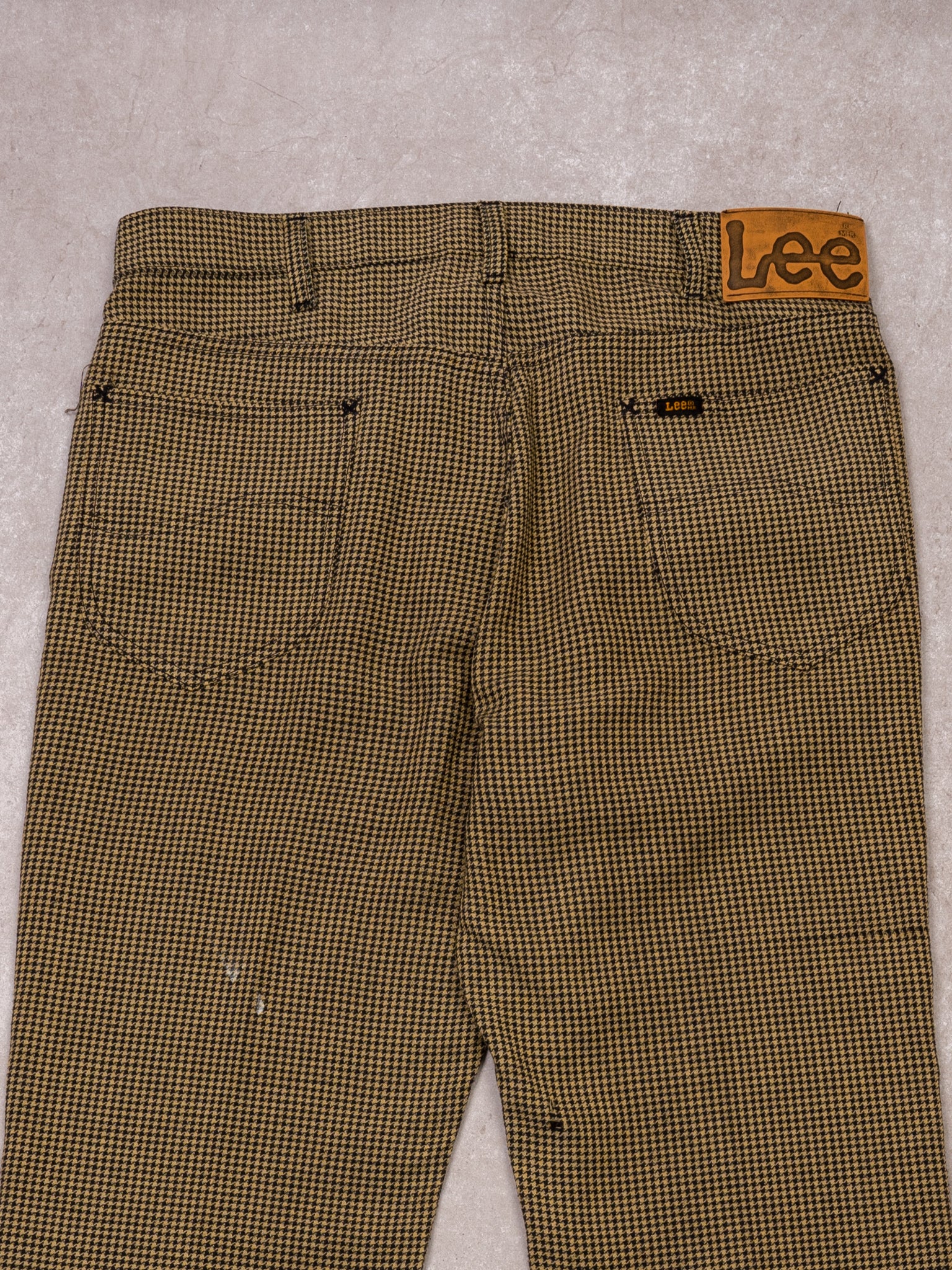 Vintage 70s Lee MR Yellow + Black Patterned Flared Pants (32 x 32) - Image 4