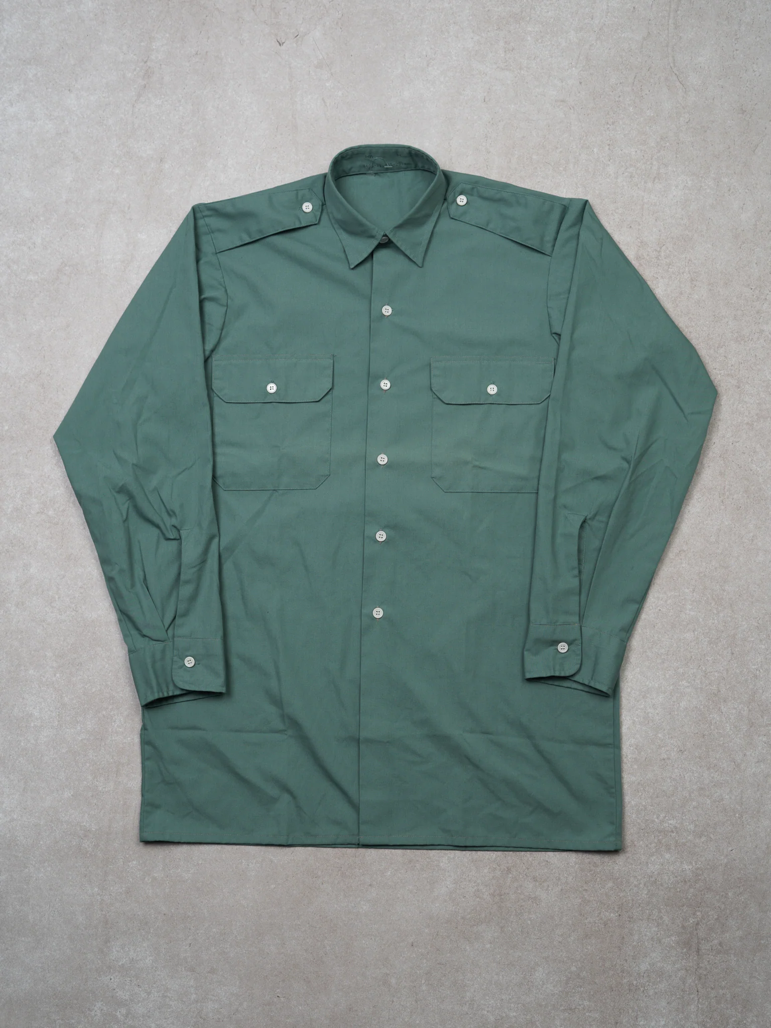 Vintage 70s Pastel Green Workwear Button Up Shirt (M)
