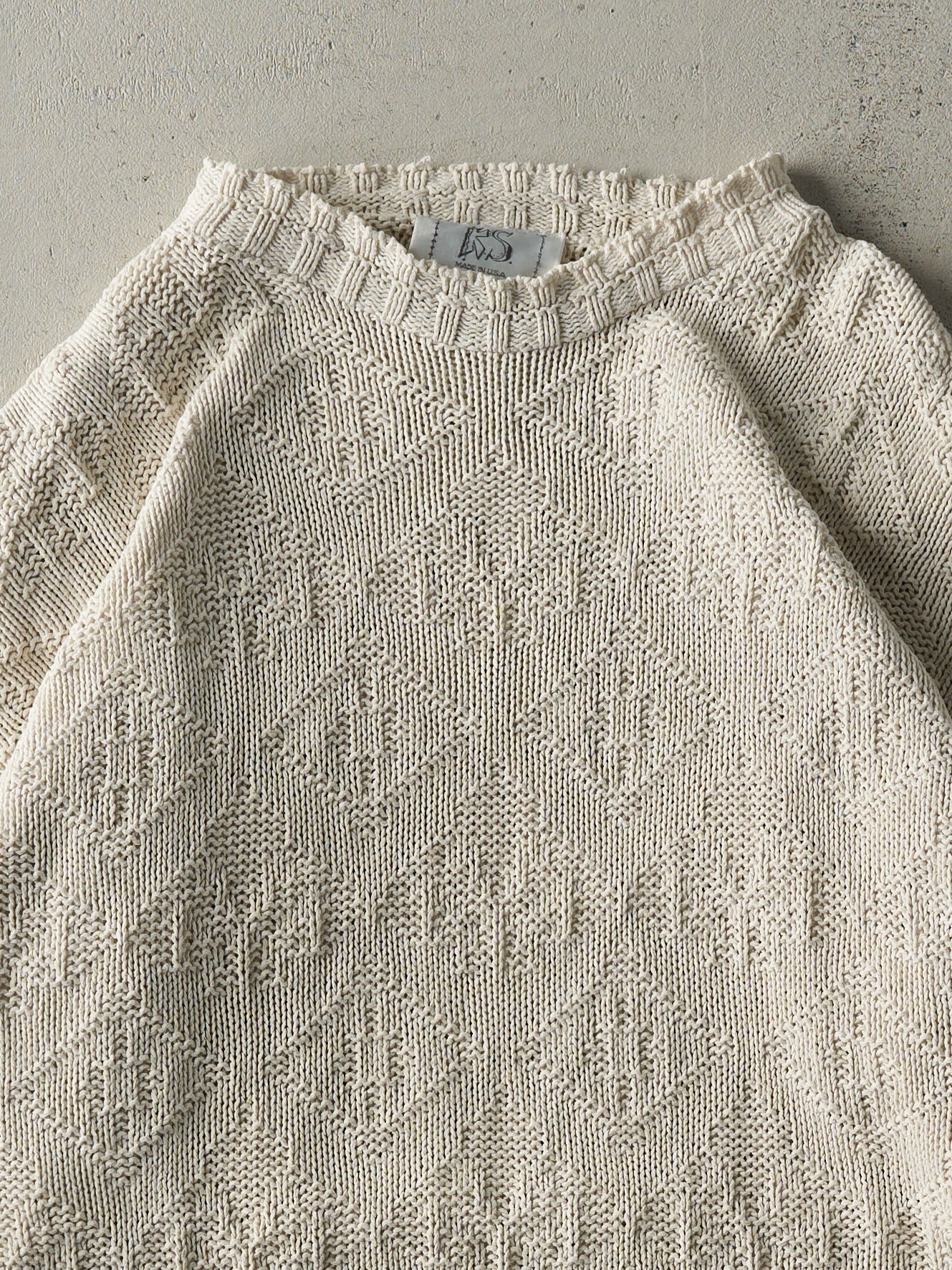 Vintage 80s Beige Knit Patterned Pullover Sweater (M) - Image 2
