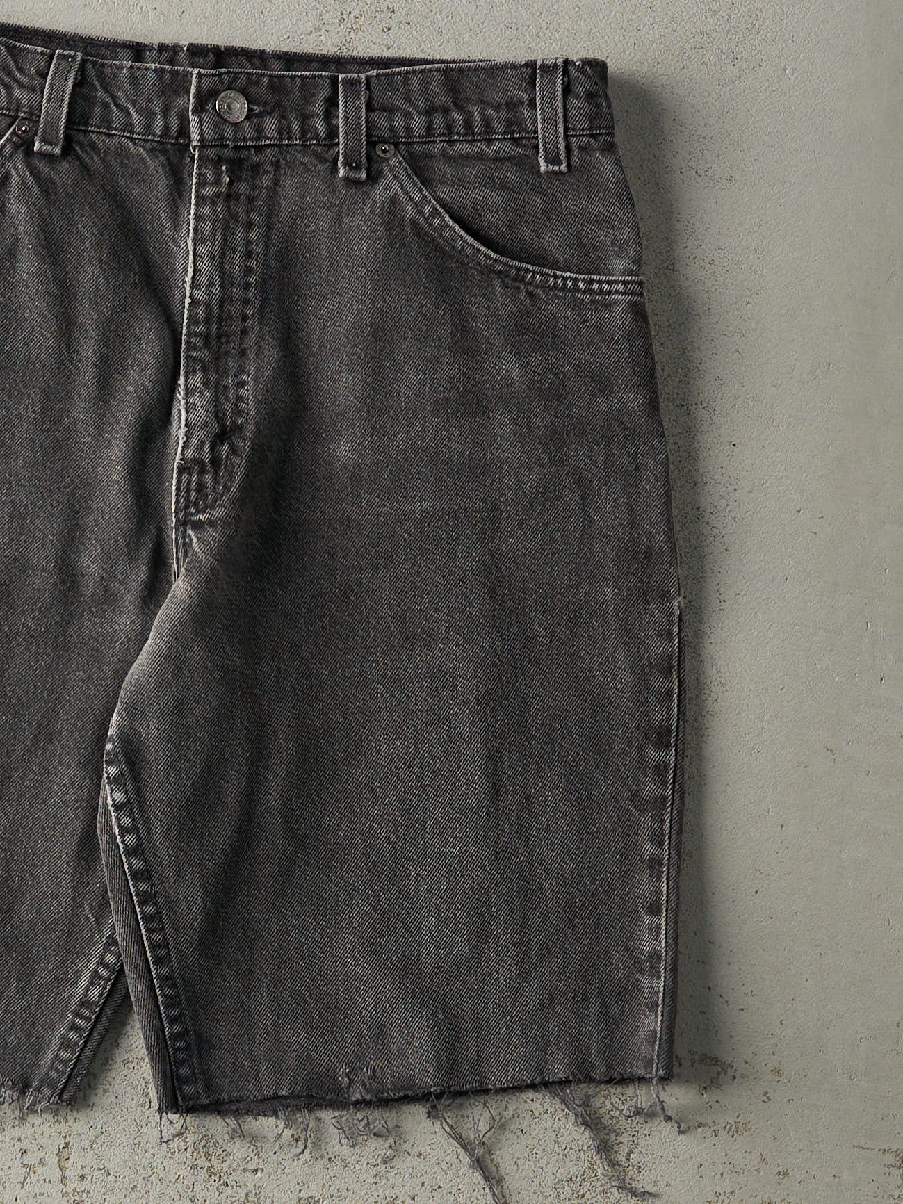 Vintage 80s Black Levi's 550 Orange Tab Denim Shorts (32x10) - Image 3
