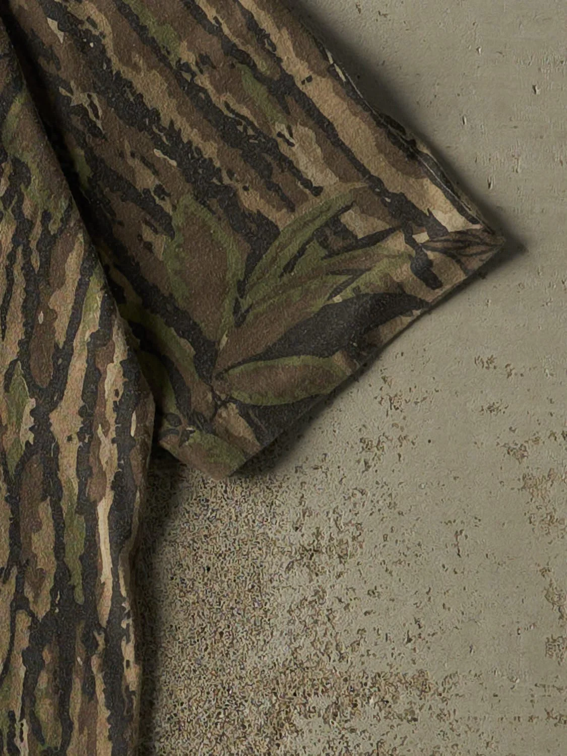 Vintage 80s Camo Realtree Pocket Tee (M/L) - Image 4