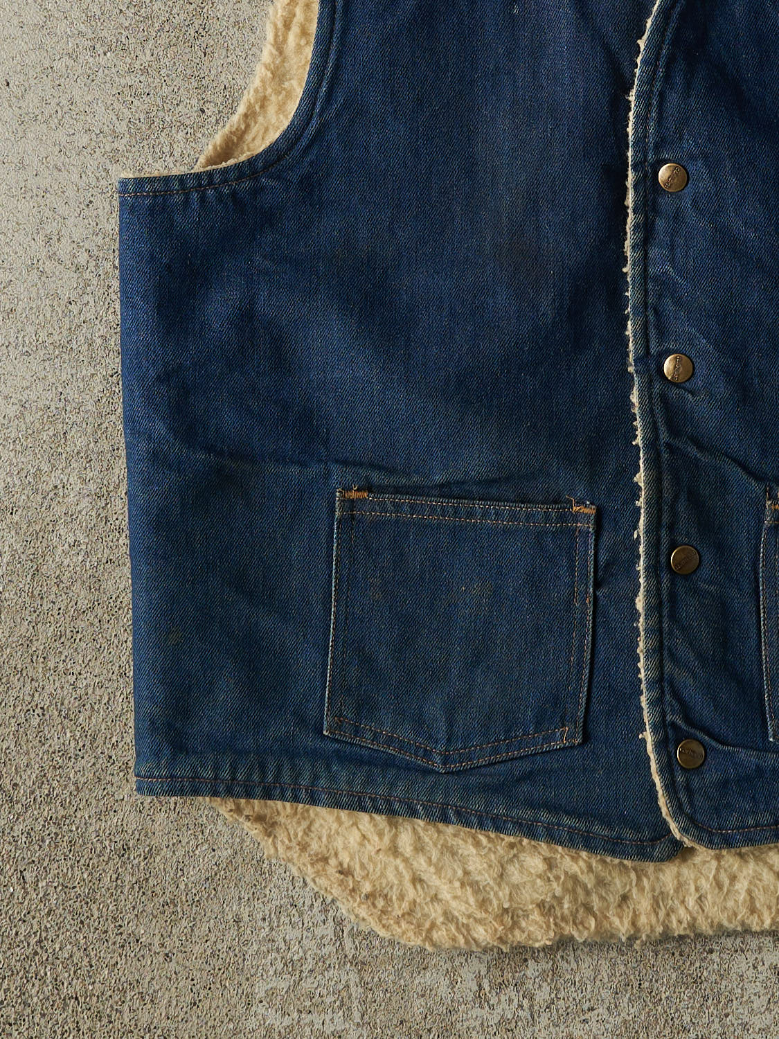 Vintage 80s Dark Wash Carhartt Sherpa Lined Denim Vest (M/L) - Image 3