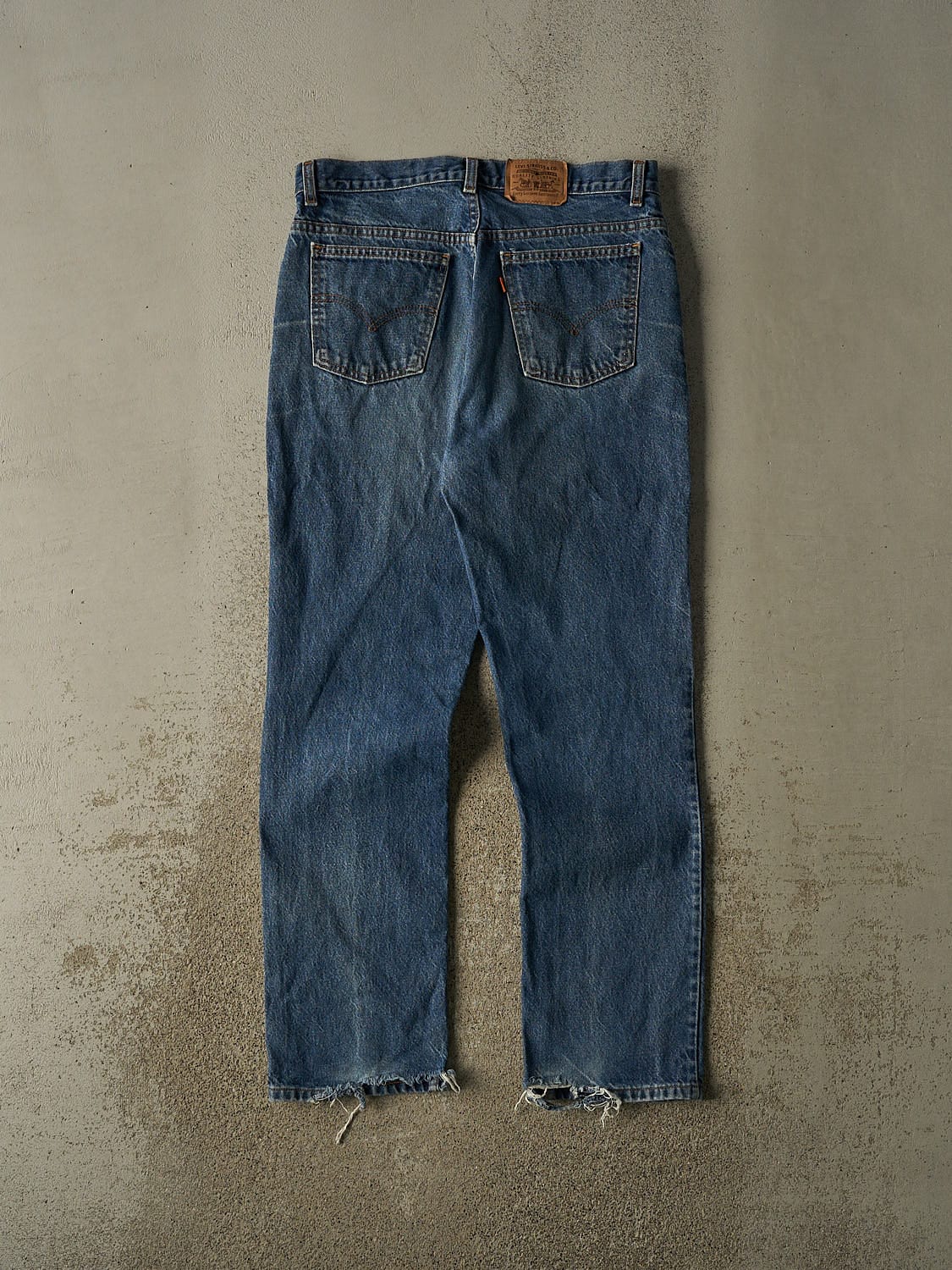 Vintage 80s Dark Wash Levi's Orange Tab Jeans (33x31.5) - Image 3