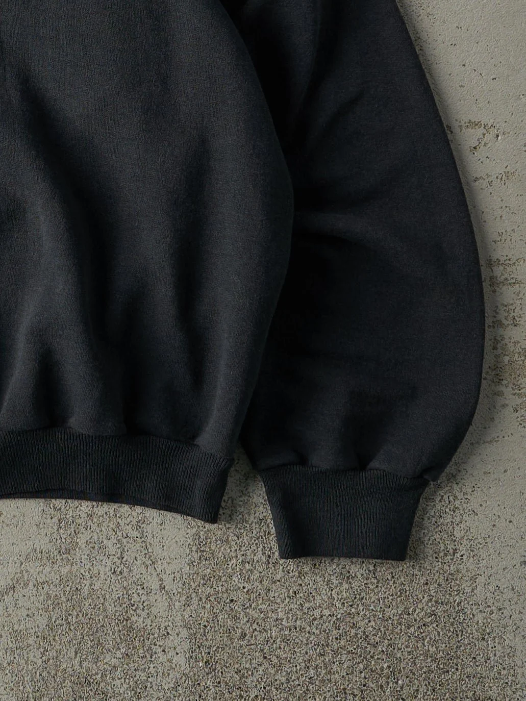 Vintage 80s Faded Black Blank Crewneck (M) - Image 3