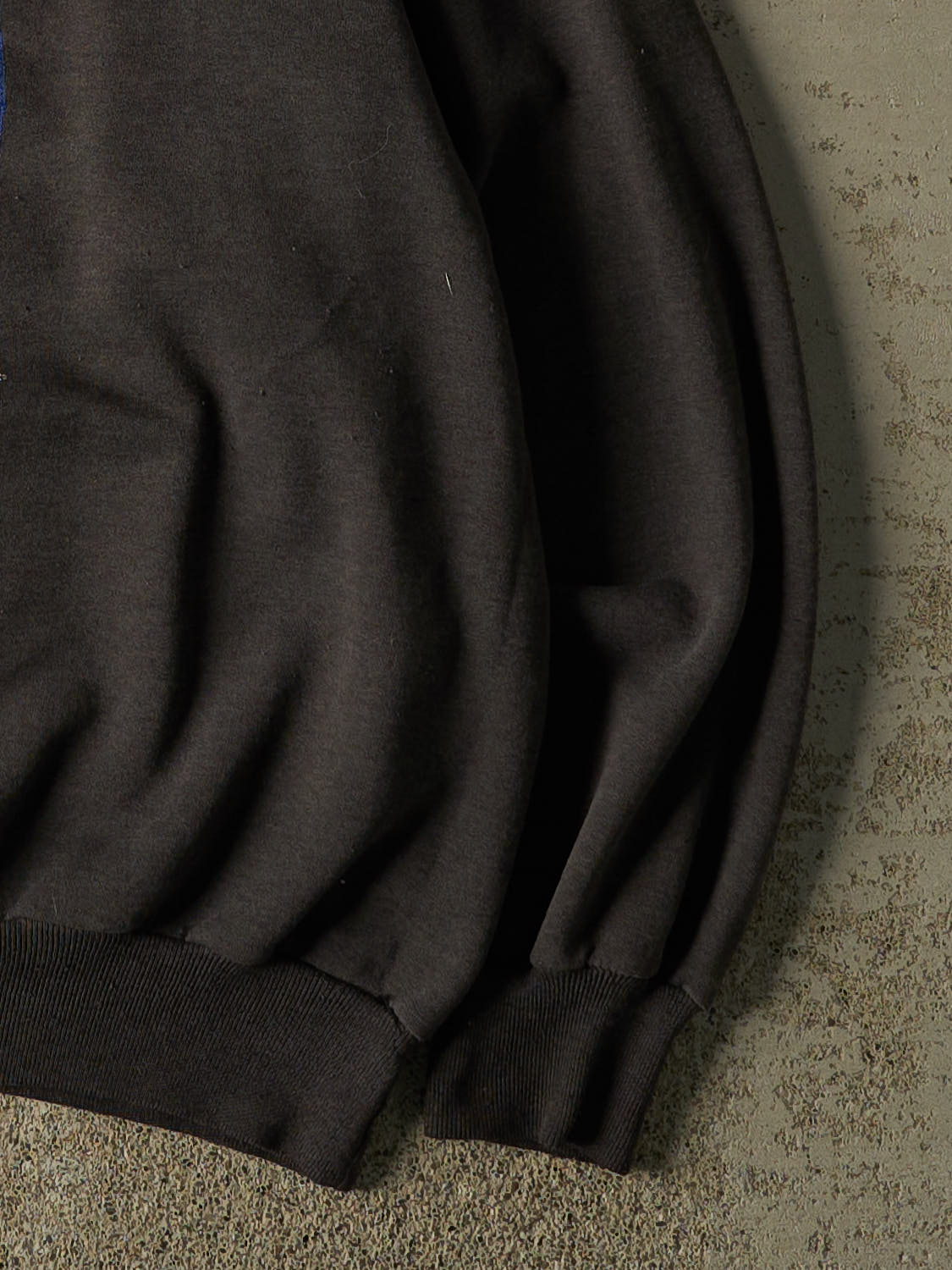 Vintage 80s RARE Faded Black Rusk Art Crewneck (L) - Image 4