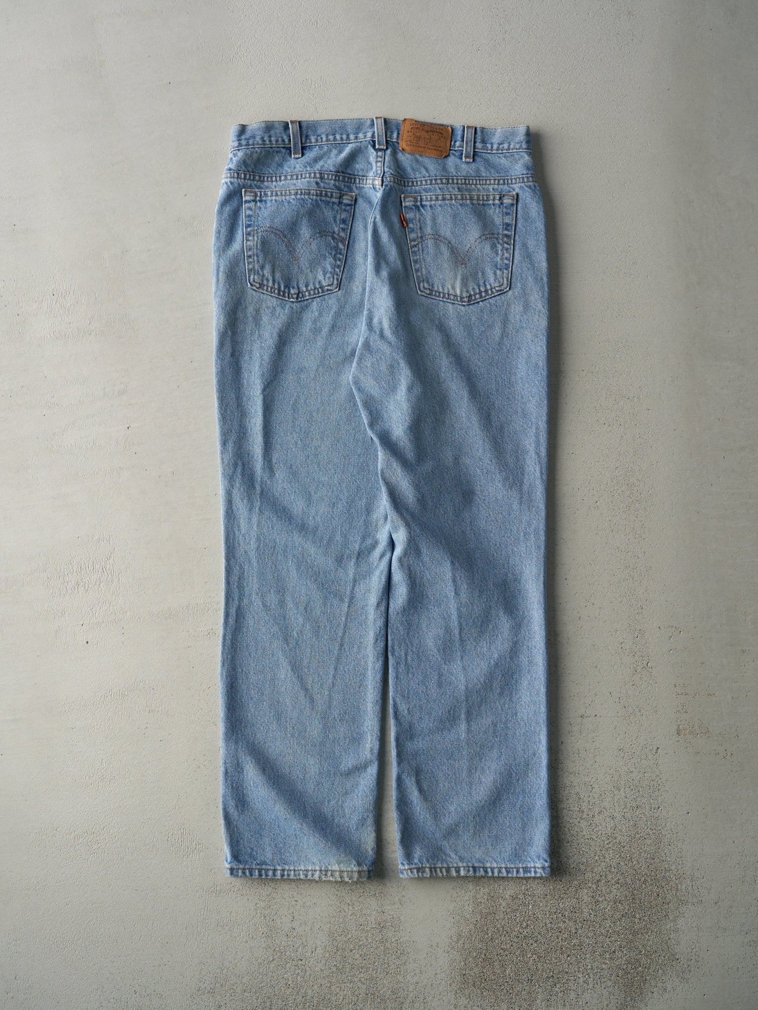 Vintage 80s Light Wash Orange Tab Levi's Jeans (34x29) - Image 2