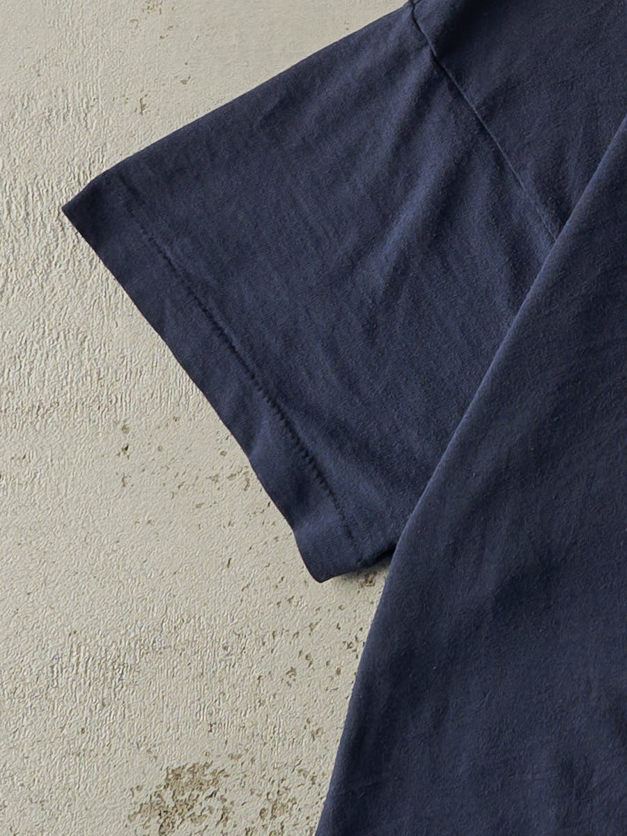 Vintage 80s Navy Blue Blank Single Stitch Tee (S/M) - Image 3