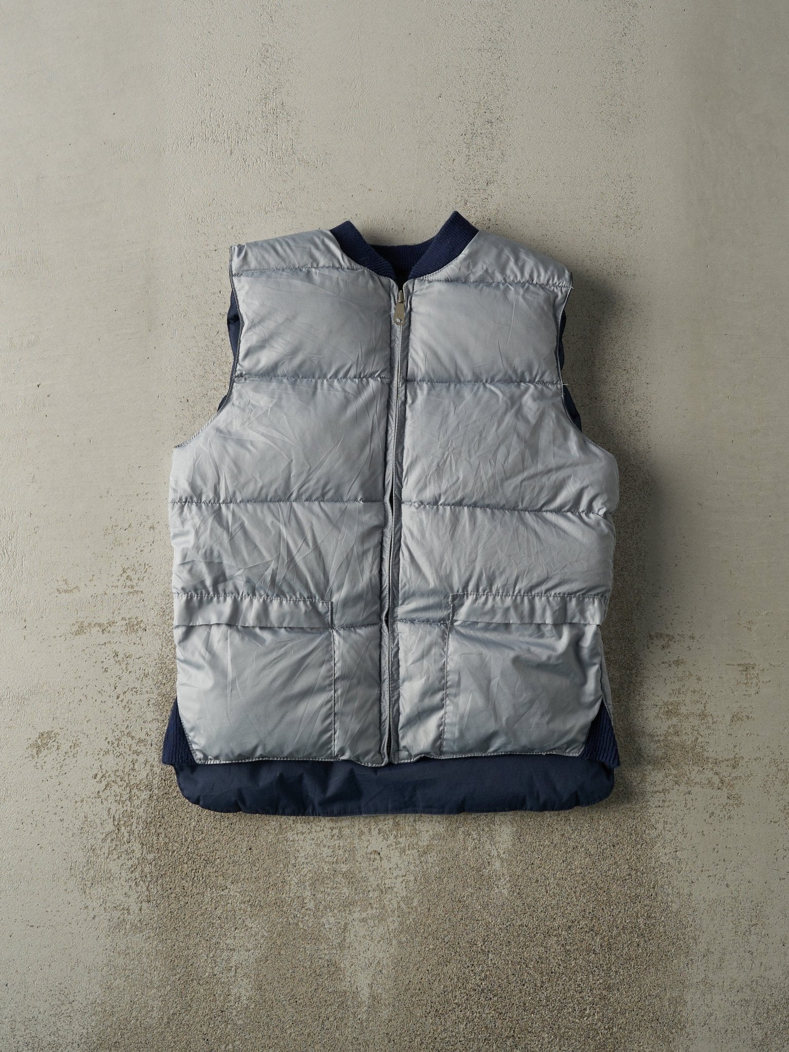 Vintage 80s Navy Blue & Grey Reversible Puffer Vest (M/L) - Image 3