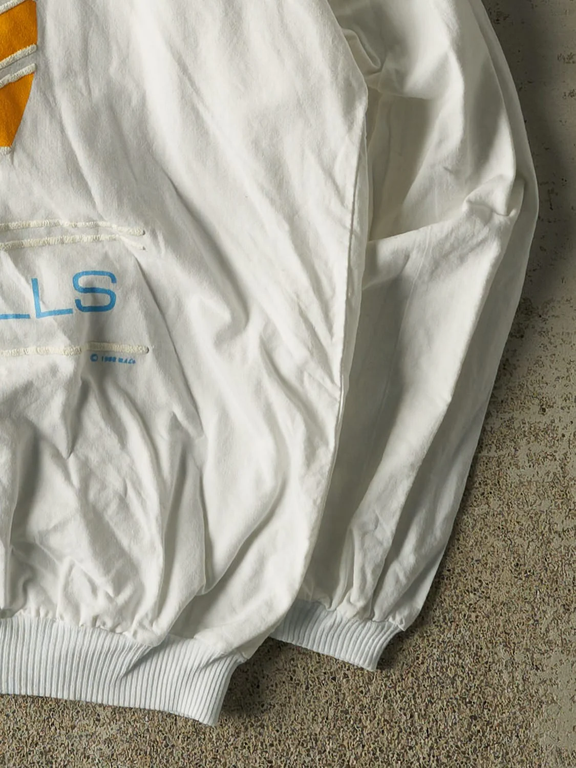 Vintage 80s White Beverly Hills Lightweight Crewneck (M/L) - Image 4