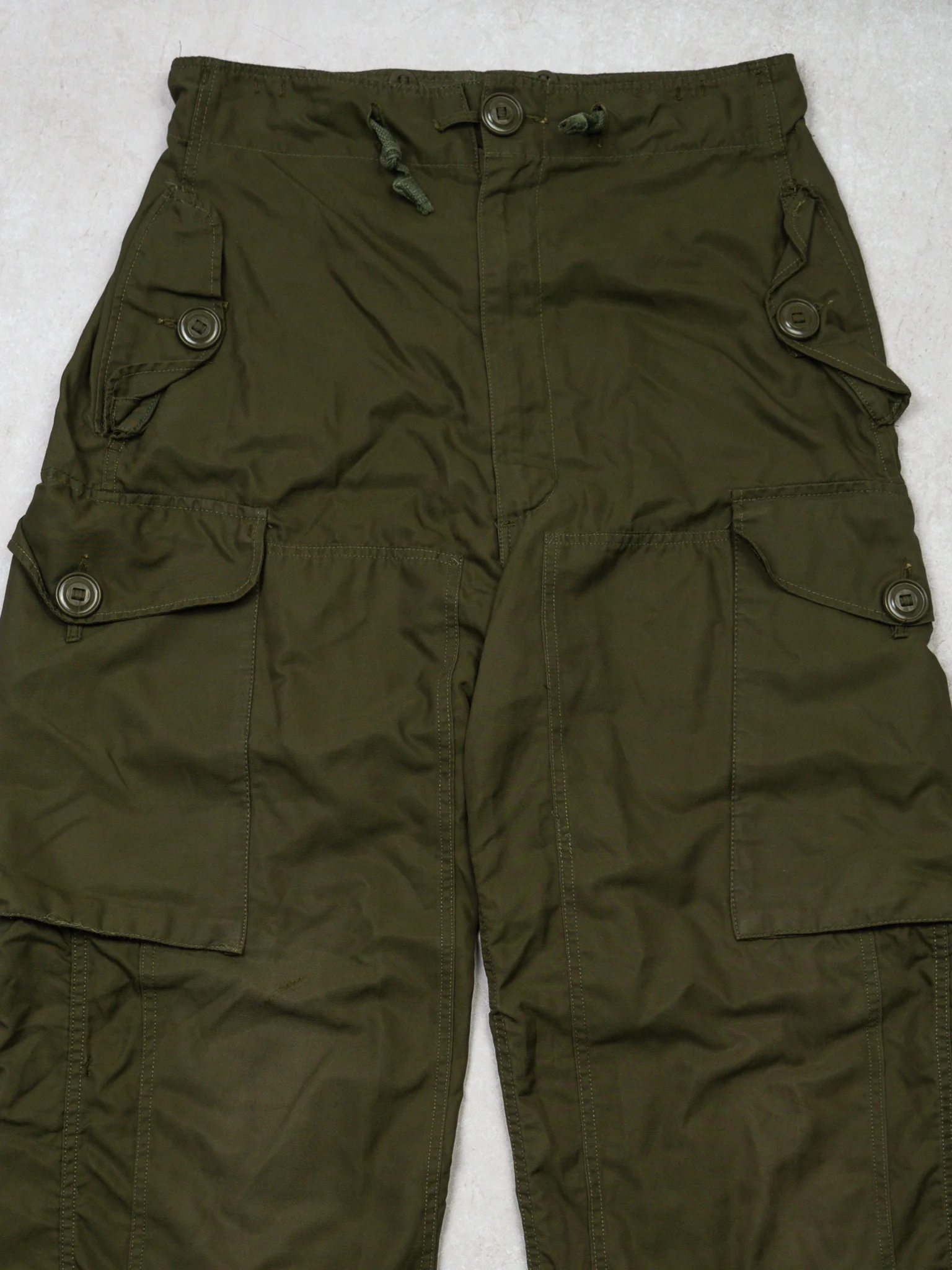 Vintage '82 Adjustable Green Army Windproof Parachute Pants (26-33 x 31) - Image 2