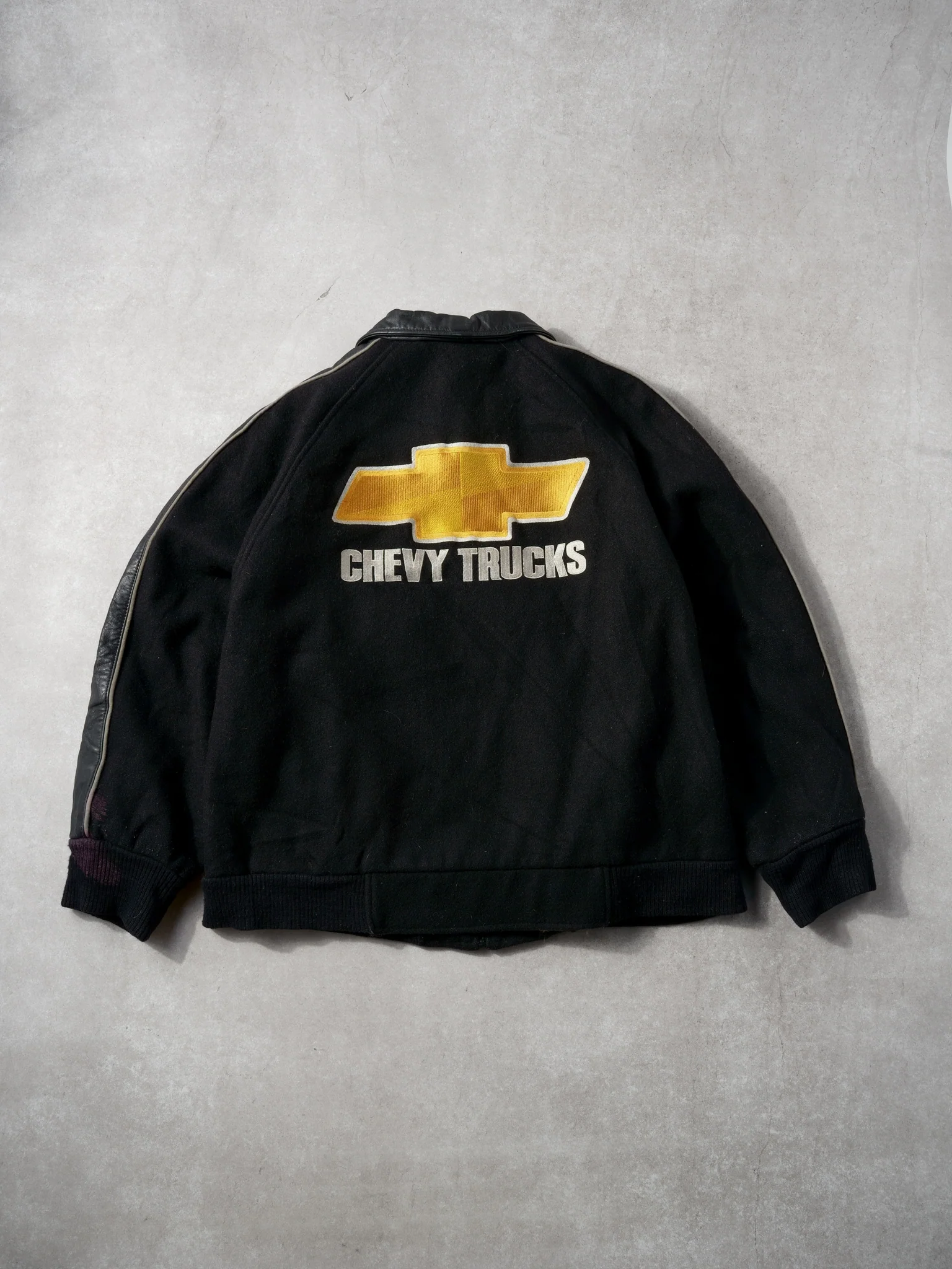 Vintage 90 Black Chevy Trucks Collared Leather Jacket (L) - Image 2